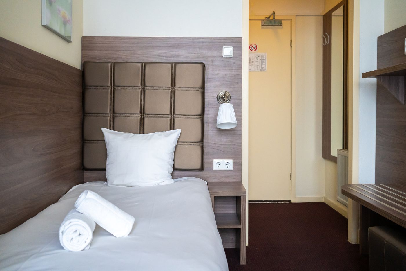 Aadam-Wilhelmina-Room-11