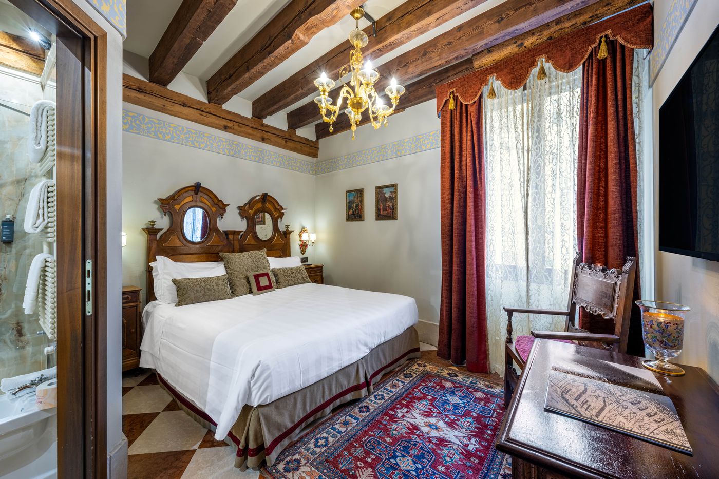 Palazzo-Priuli-Hotel-Room-28