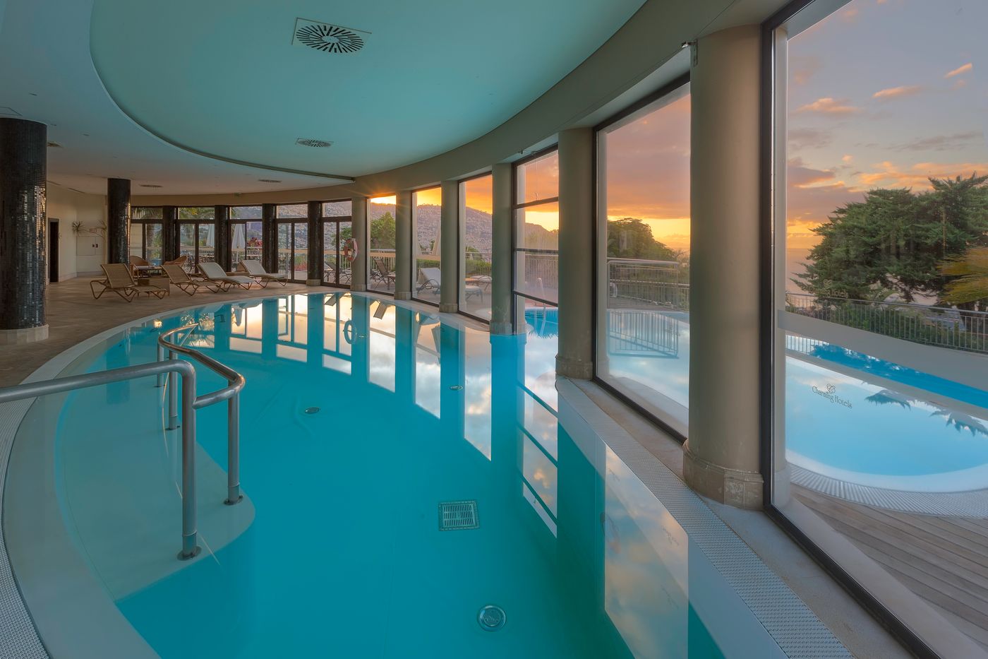 Quinta-das-Vistas-Palace-Gardens-Pool-28