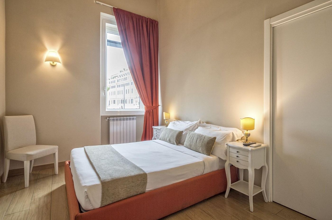 Little-Queen-Suite-Room-37