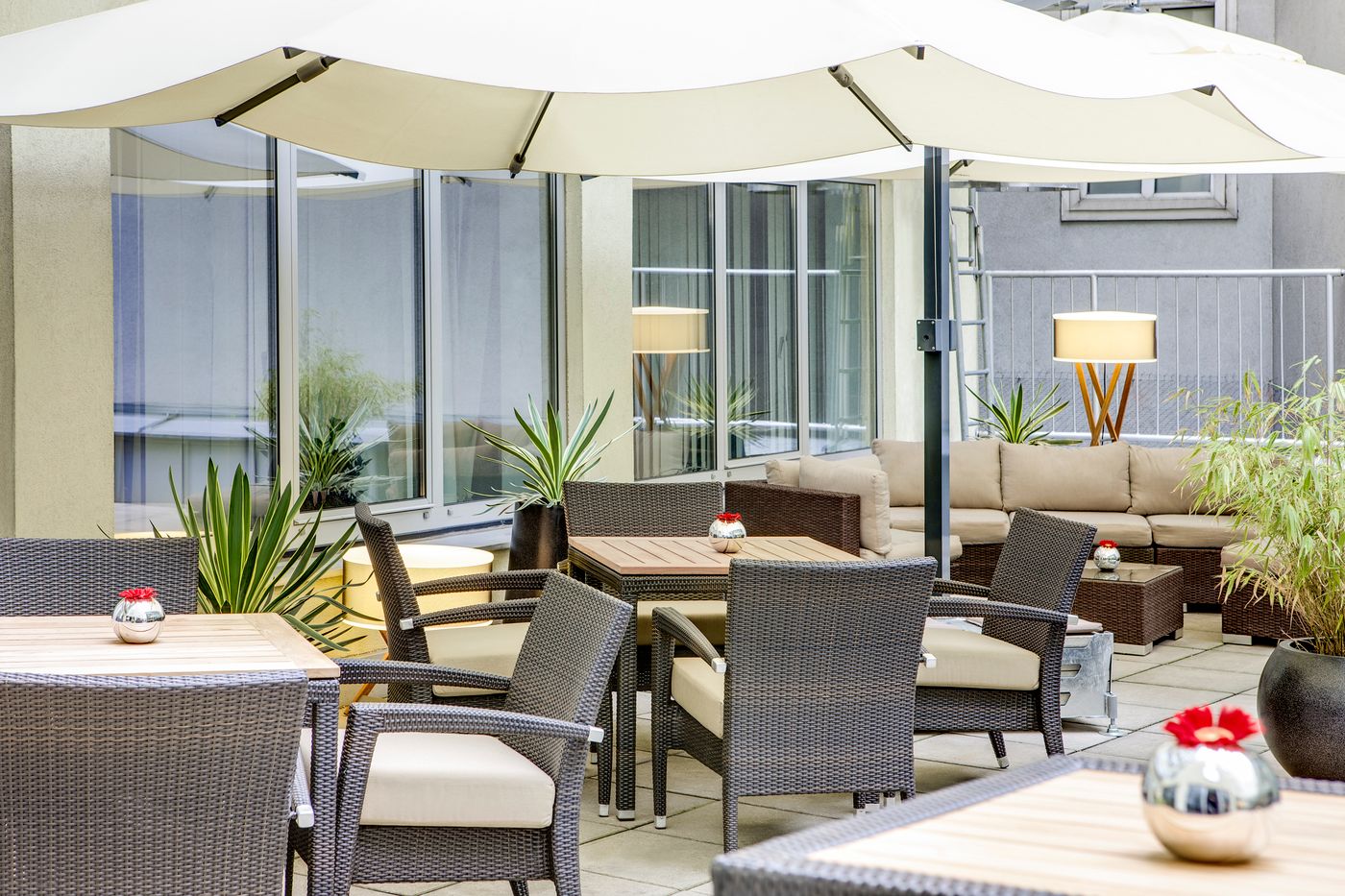 IntercityHotel Wien - Austria - Vienna - Terrace - 1