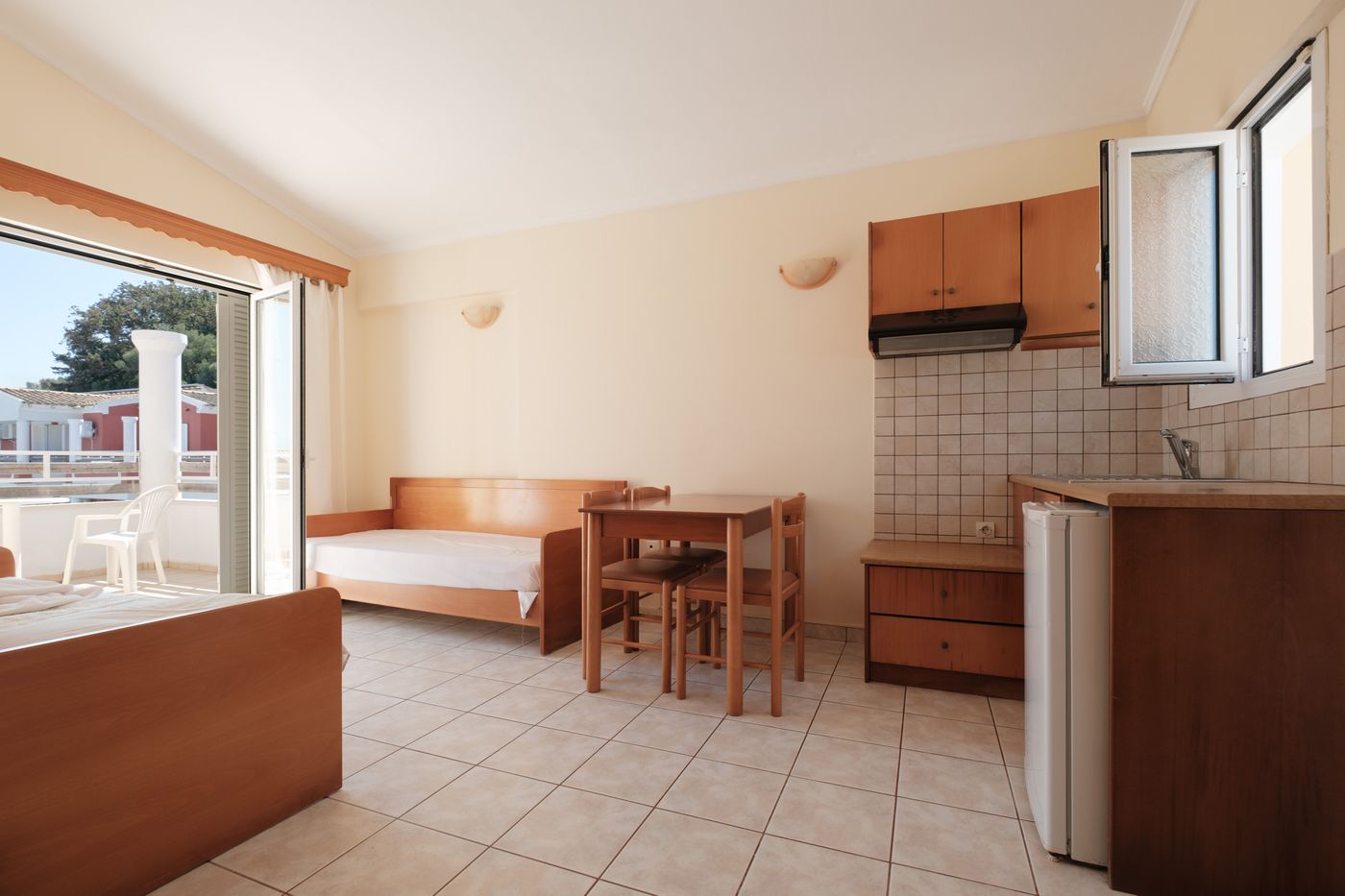 Paradise Hotel Apartments