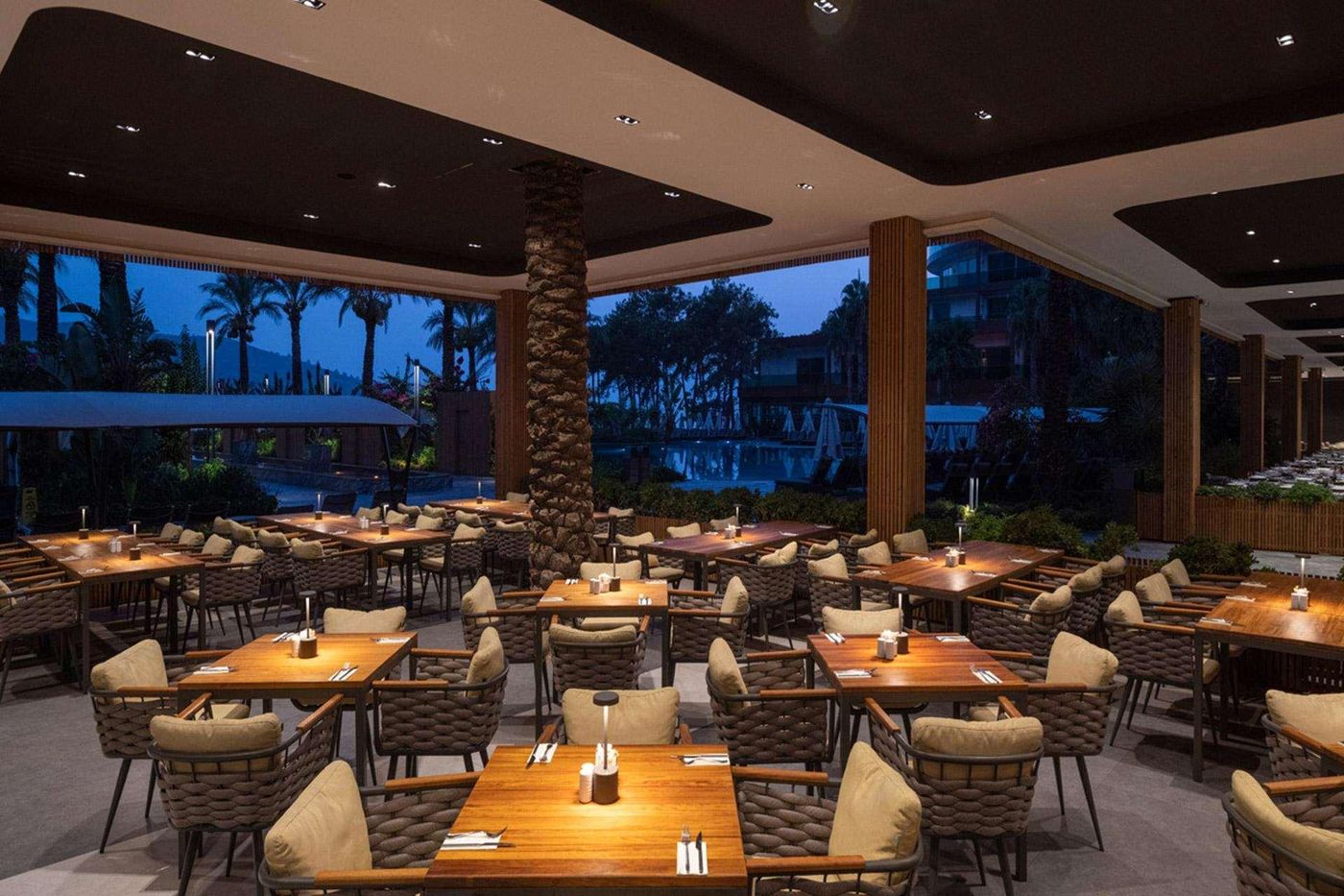 Vogue-Hotel-Supreme-Bodrum-Restaurant-18