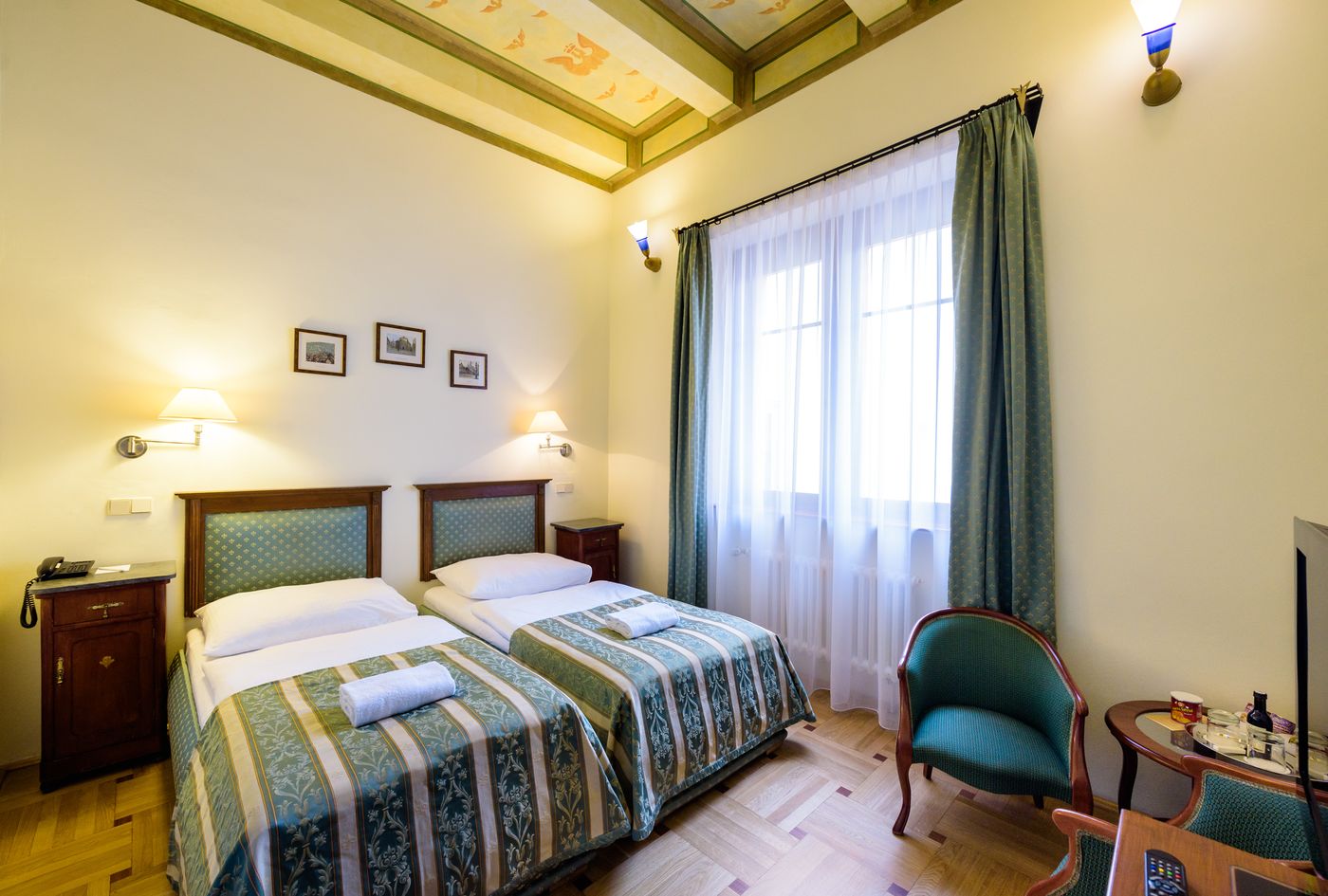 Hotel-Elite-Prague-Room-21