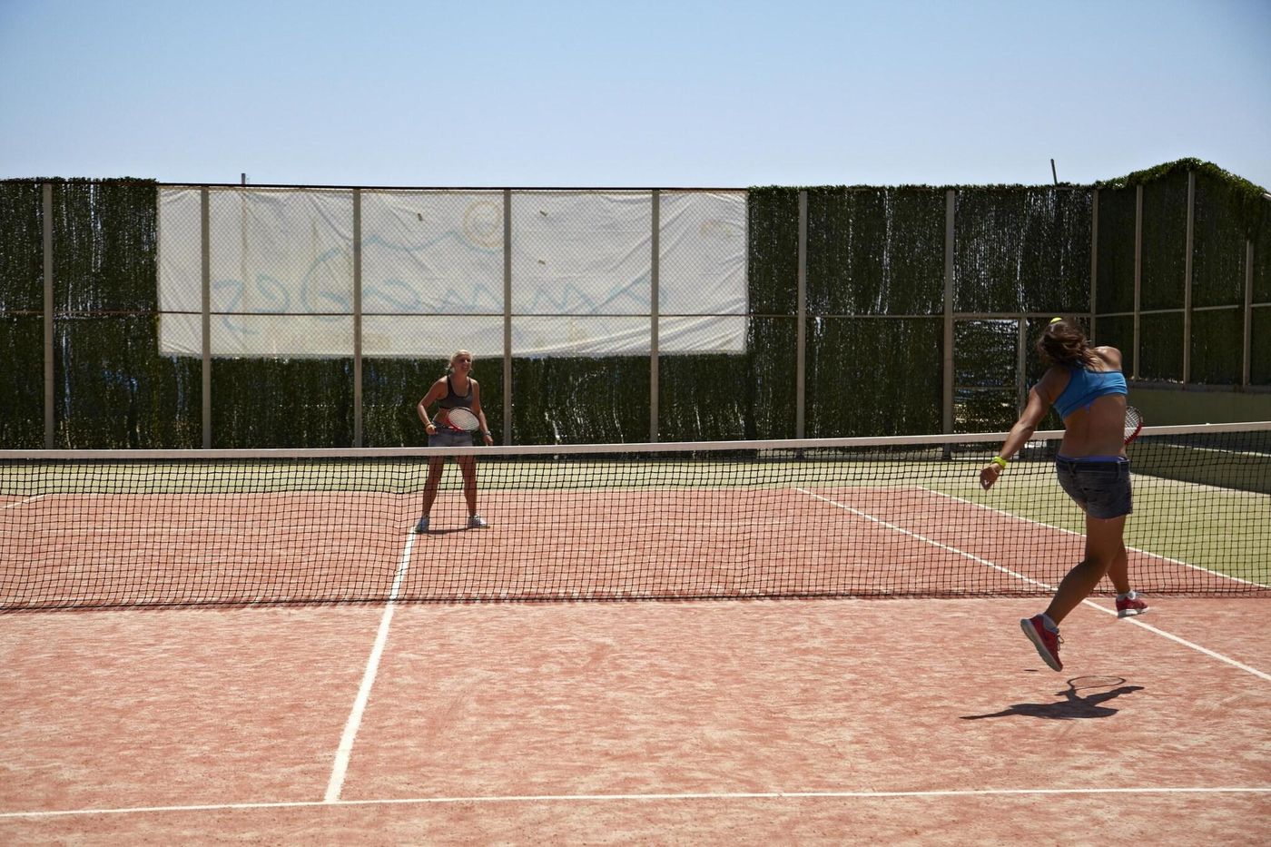 Esperos-Mare-Resort-Sports-and-Entertainment-72