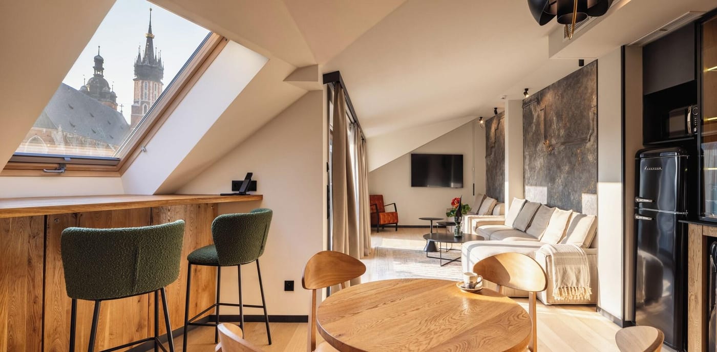 Nomadic-Urban-Premium-Suites-Room-14