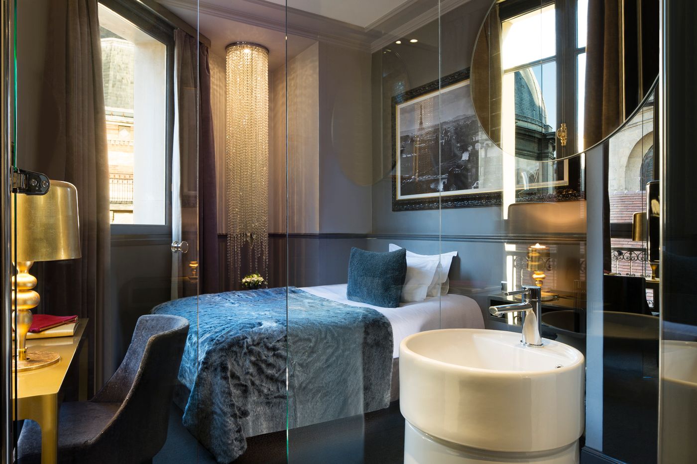 Hotel-Lumen-Paris-Louvre-Room-21