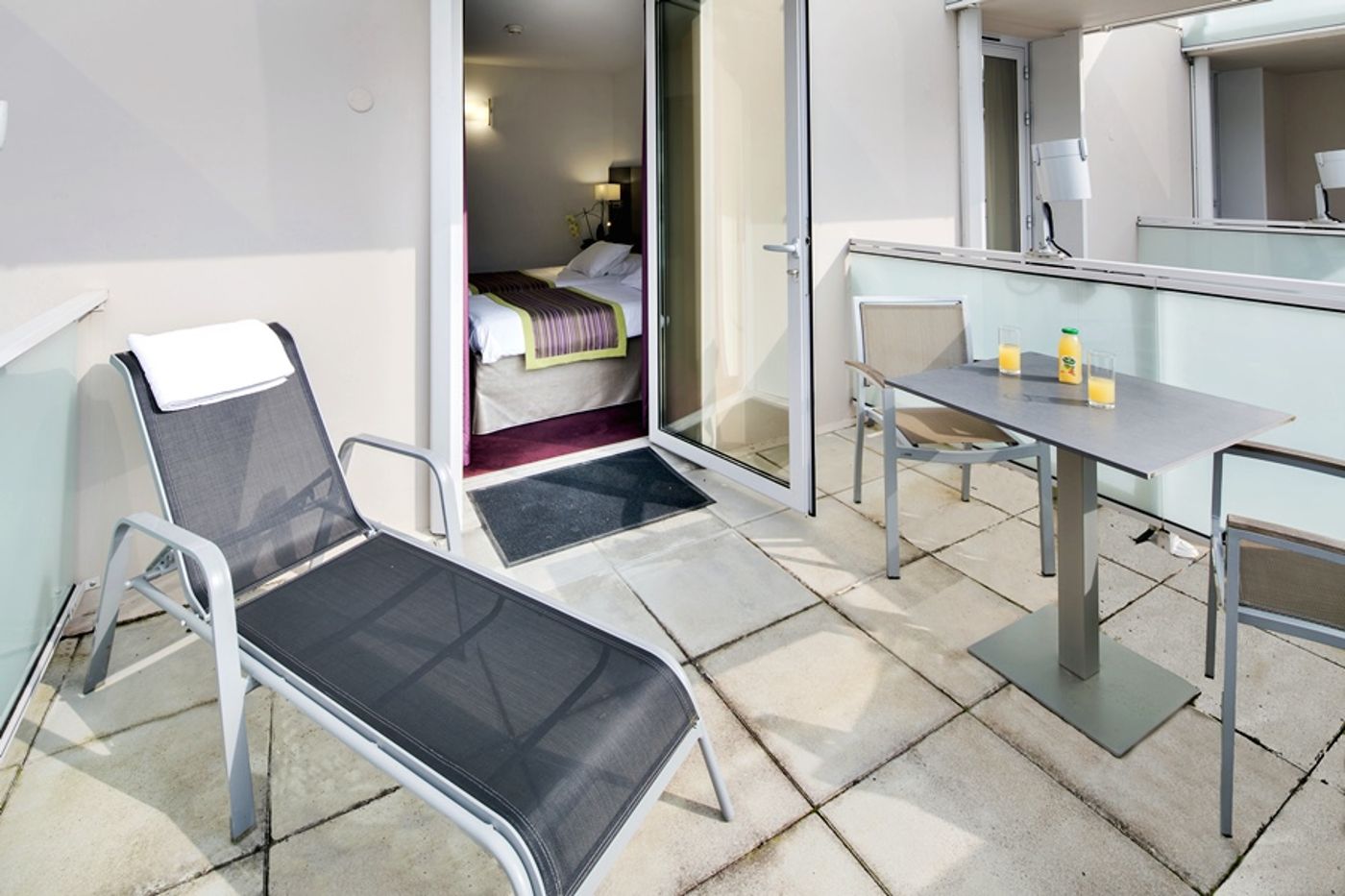 Astrid-France-LOURDES-General view-6