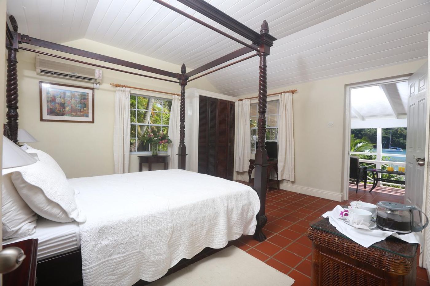 Marigot Beach Club & Dive Resort