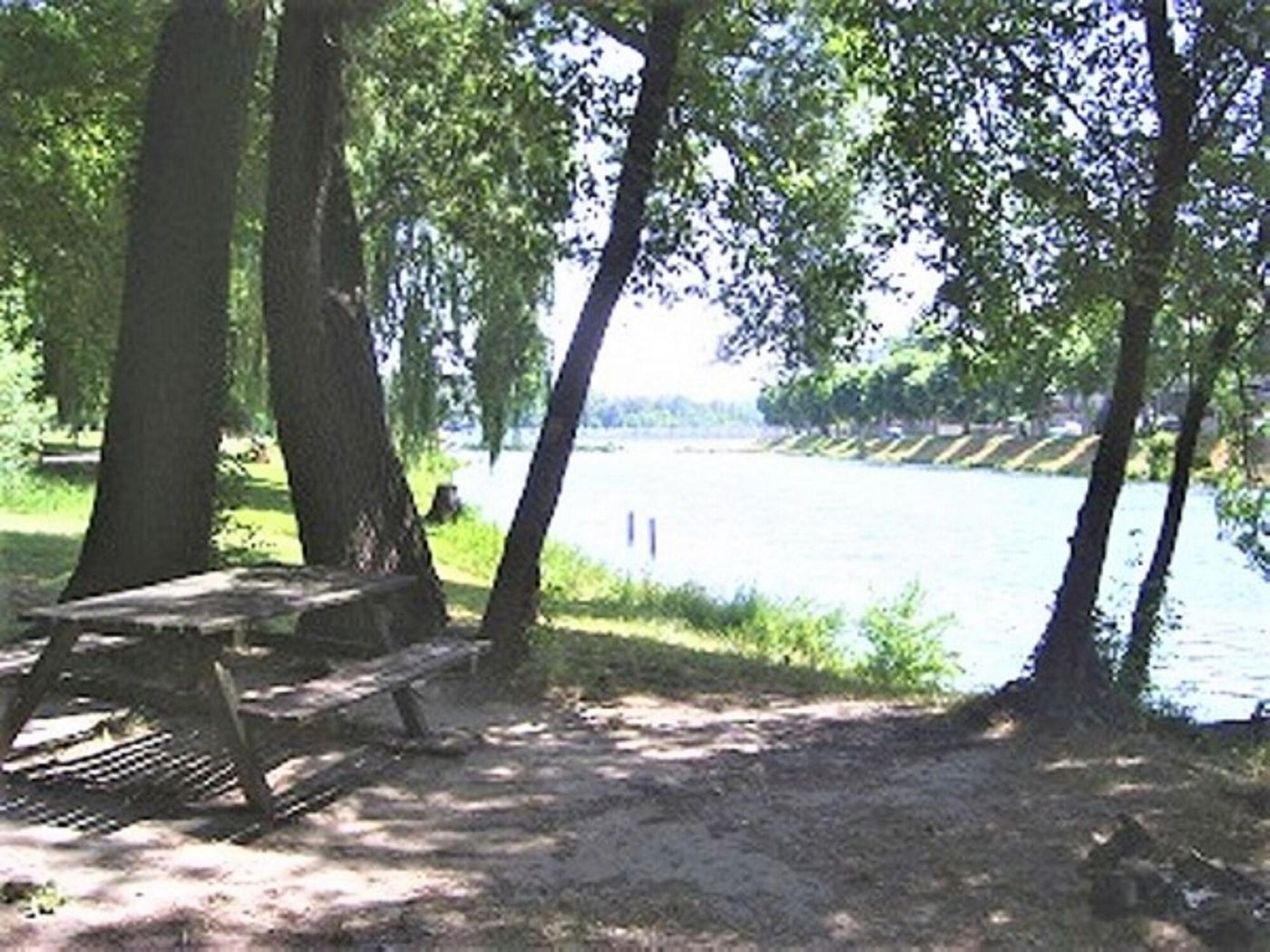 Chambre d'hôtes Myosotis - France - SAINT-PIERRE-DE-BOEUF - Sports and Entertainment - 2