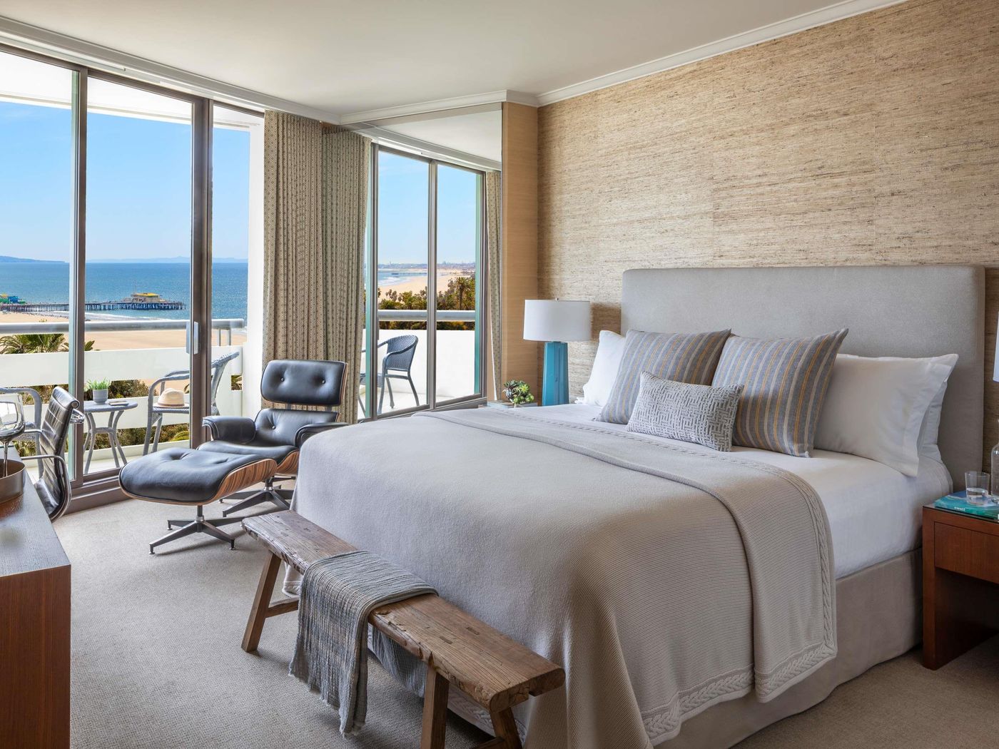 Fairmont-Miramar-Hotel---Bungalows-Room-37