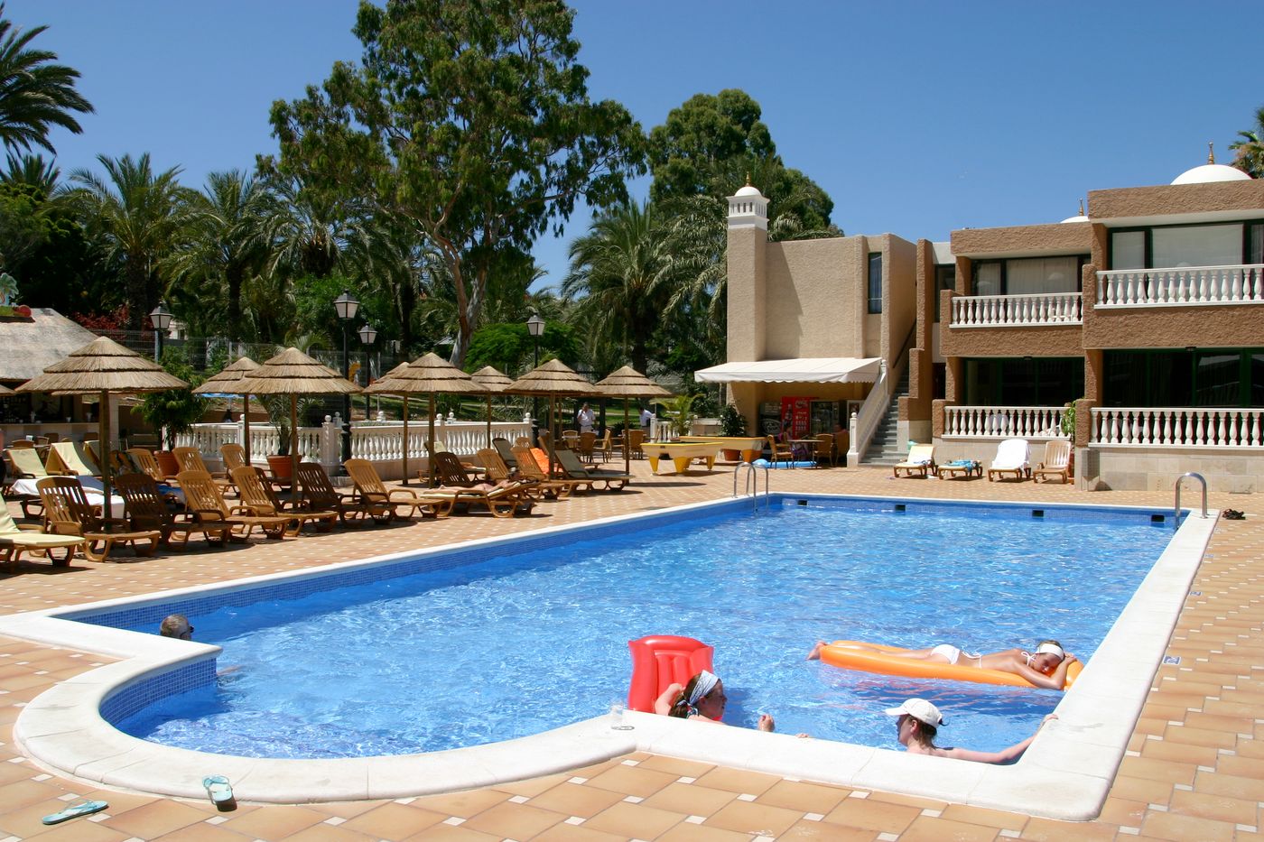 Parque-de-las-Americas-Pool-3