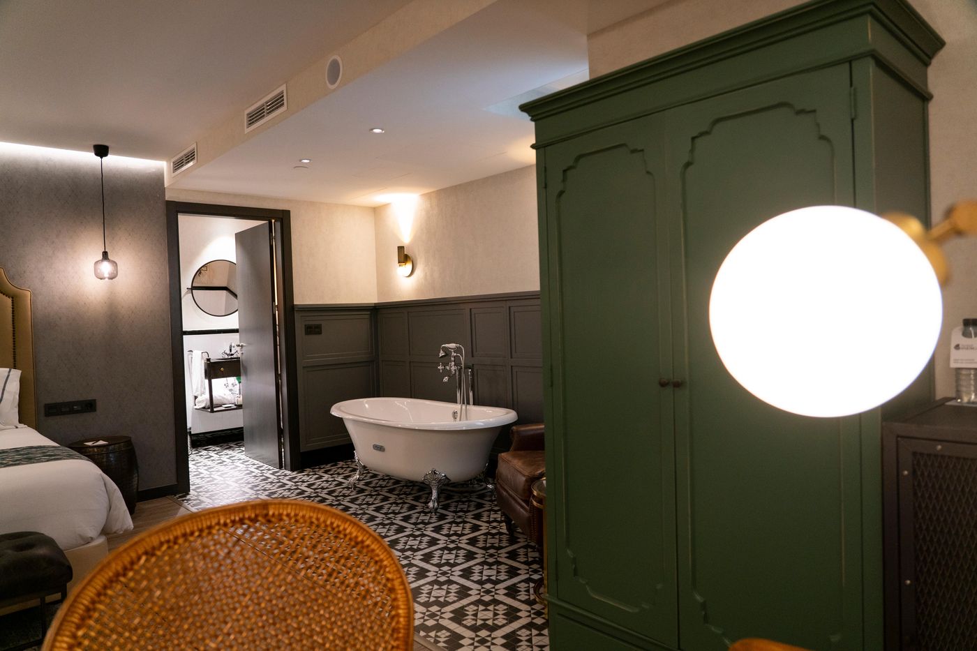 Hotel-Indigo-Madrid---Gran-Via-Room-44