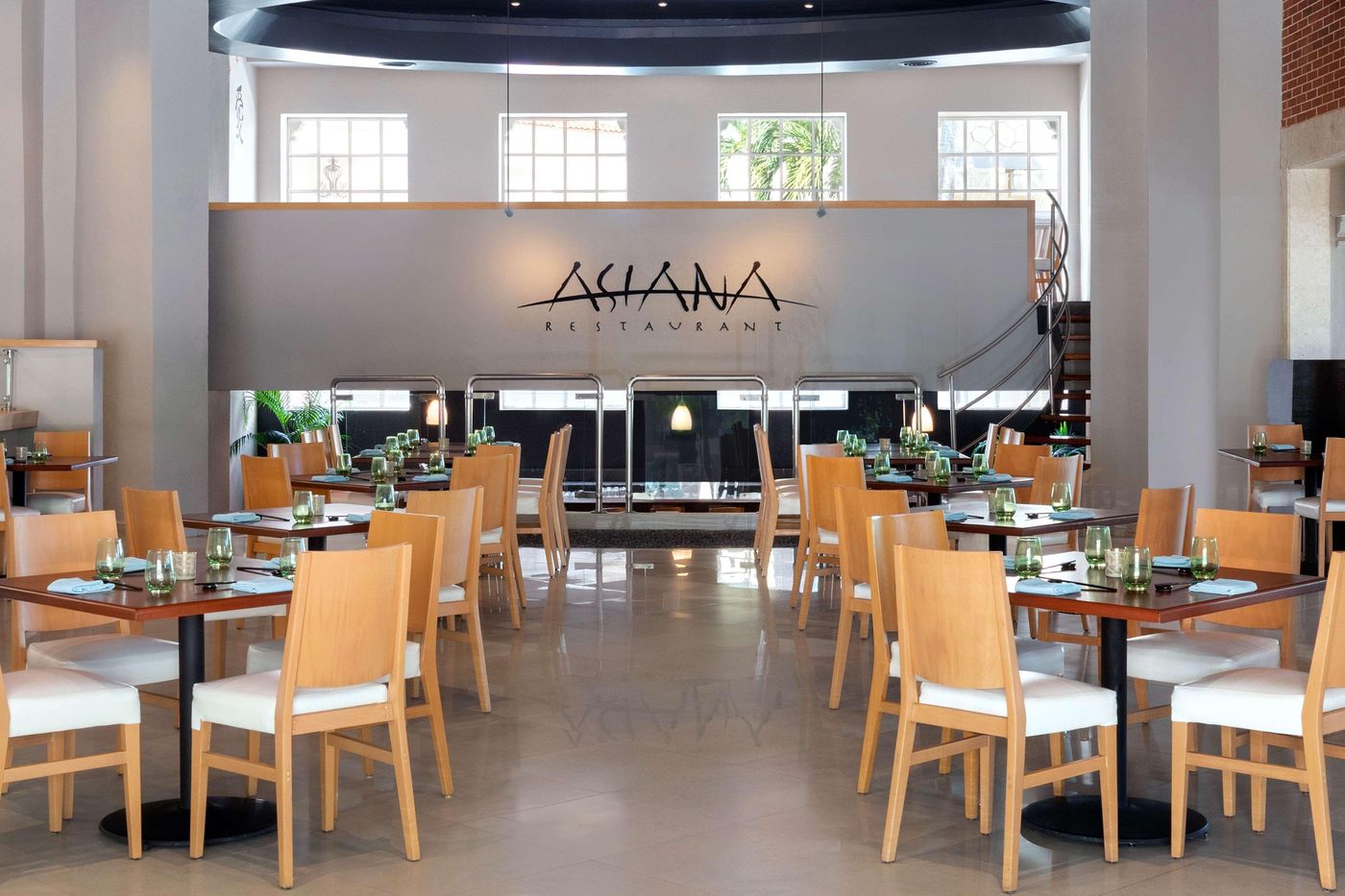 Hilton-Playa-del-Carmen-All-inclusive--The-Royal--Restaurant-78