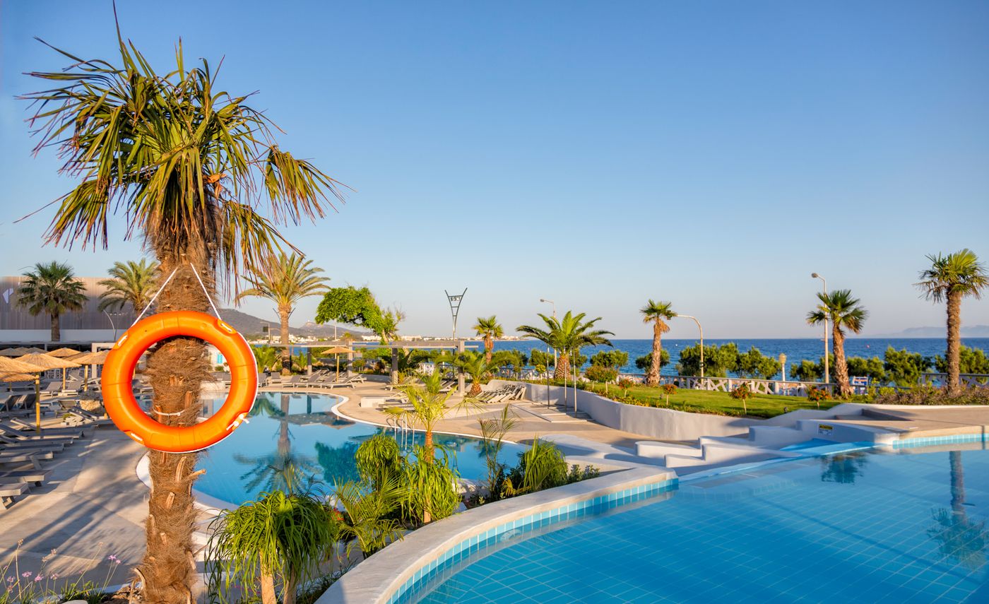 Akti-Imperial-Deluxe-Resort---Spa-Dolce-by-Wyndham-Pool-9