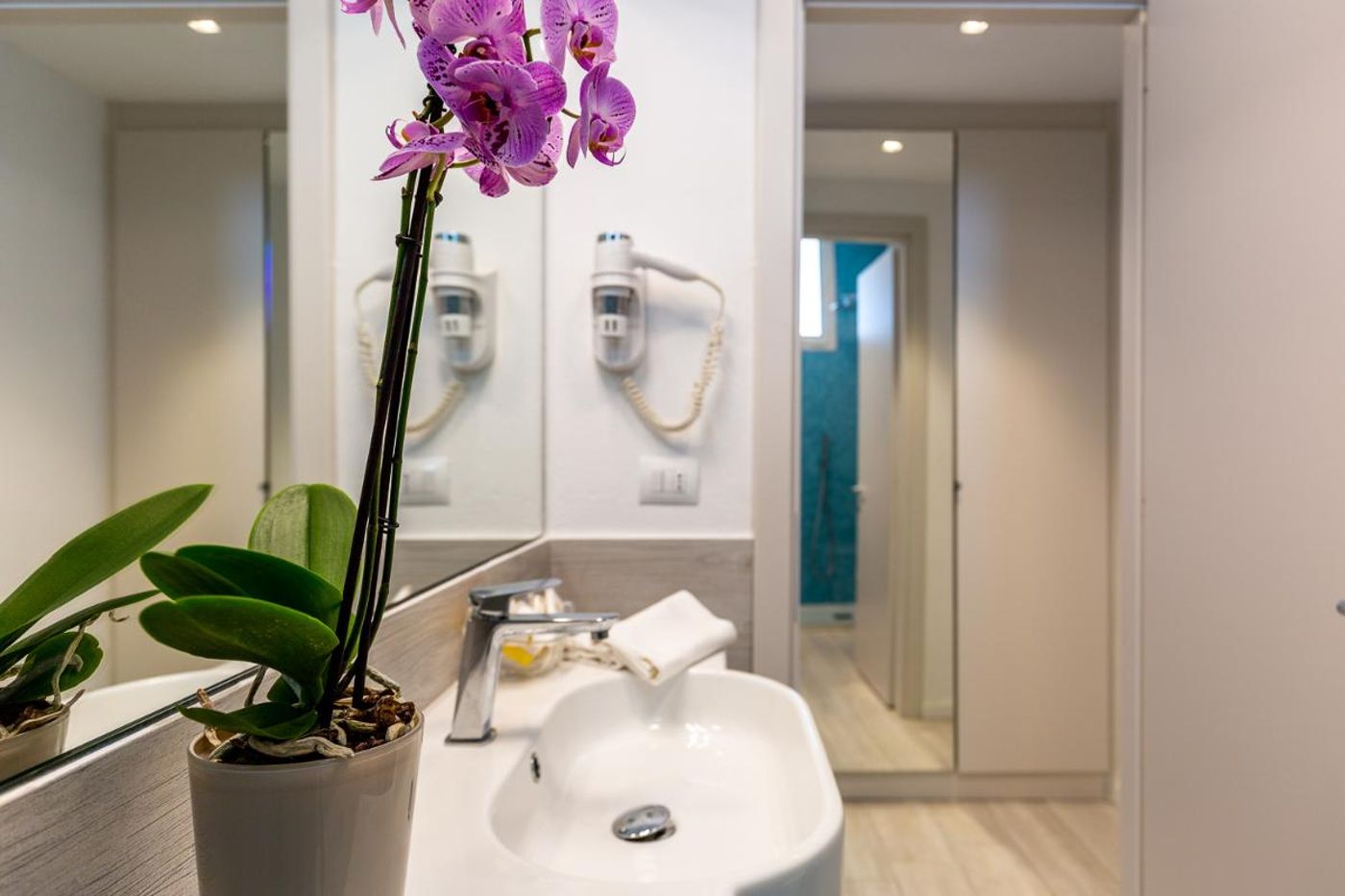 Flamingo-Hotel-Room-47