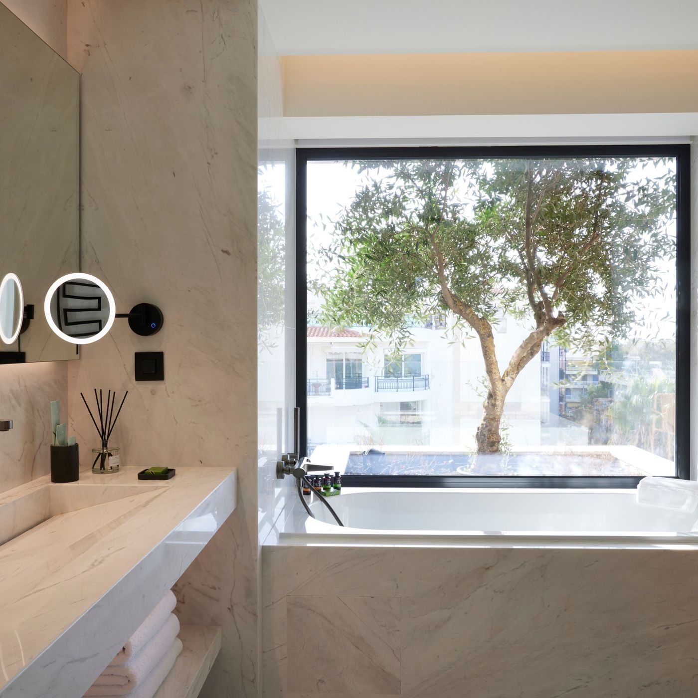 Dusit-Suites-Athens-Room-37