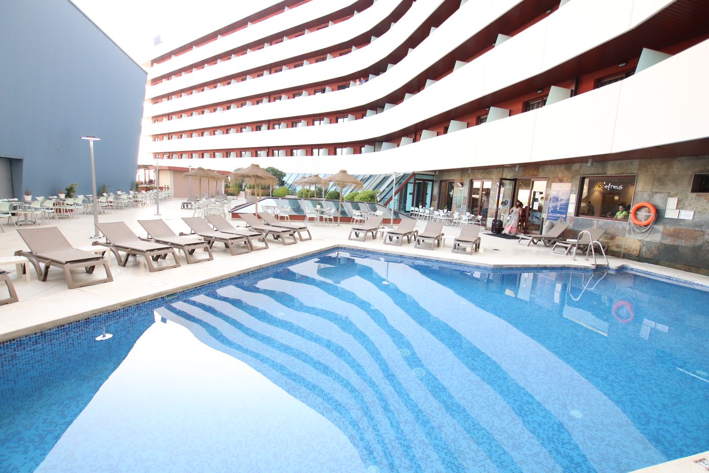 Ohtels-Campo-De-Gibraltar-Pool-3