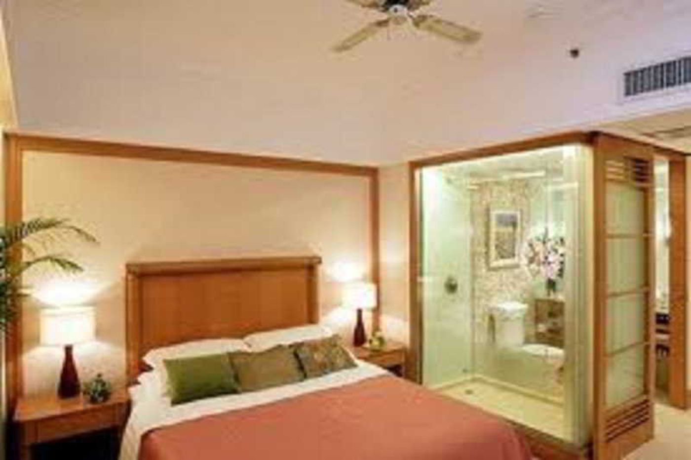 The Warwick-Hong Kong – China-CHEUNG CHAU-Room-7