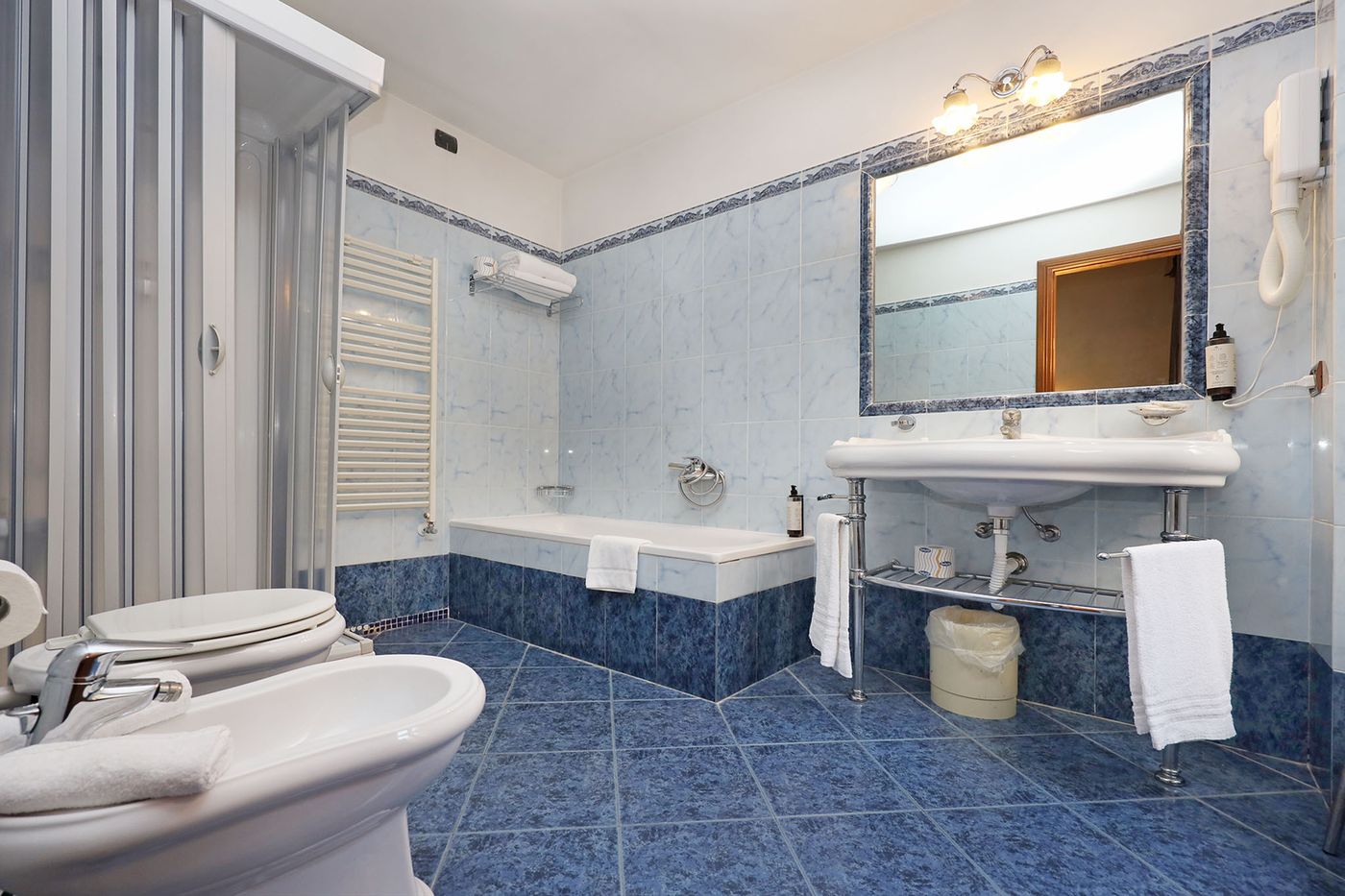 Rimini-Hotel-Room-29