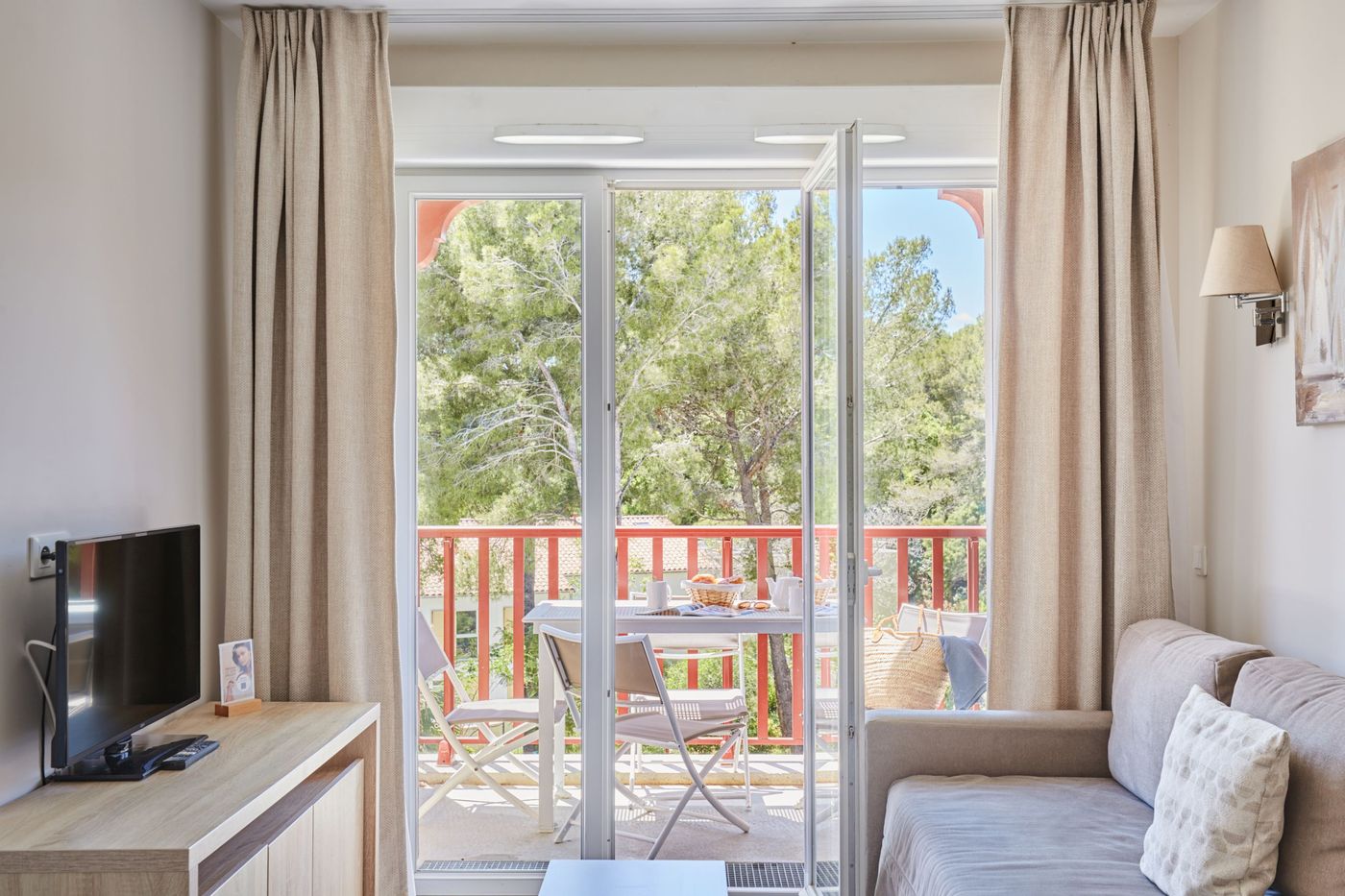 Residence-Prestige-Odalys-Les-Canissons-Room-76