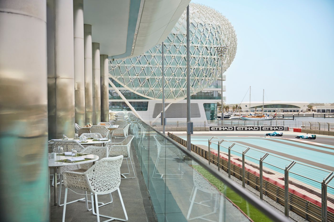 W-Abu-Dhabi---Yas-Island-Terrace-110