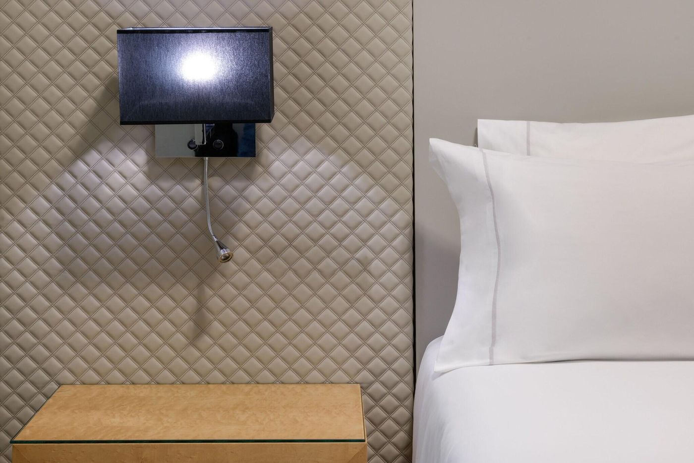 Larios-Malaga-Room-40