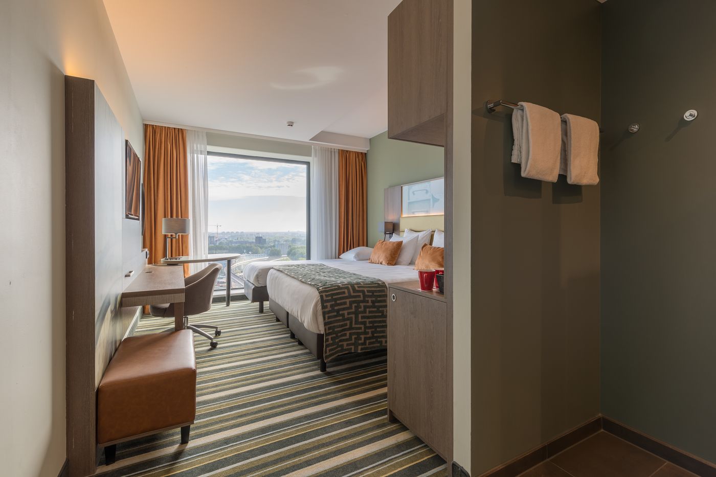 Leonardo-Royal-Hotel-Amsterdam-Room-24