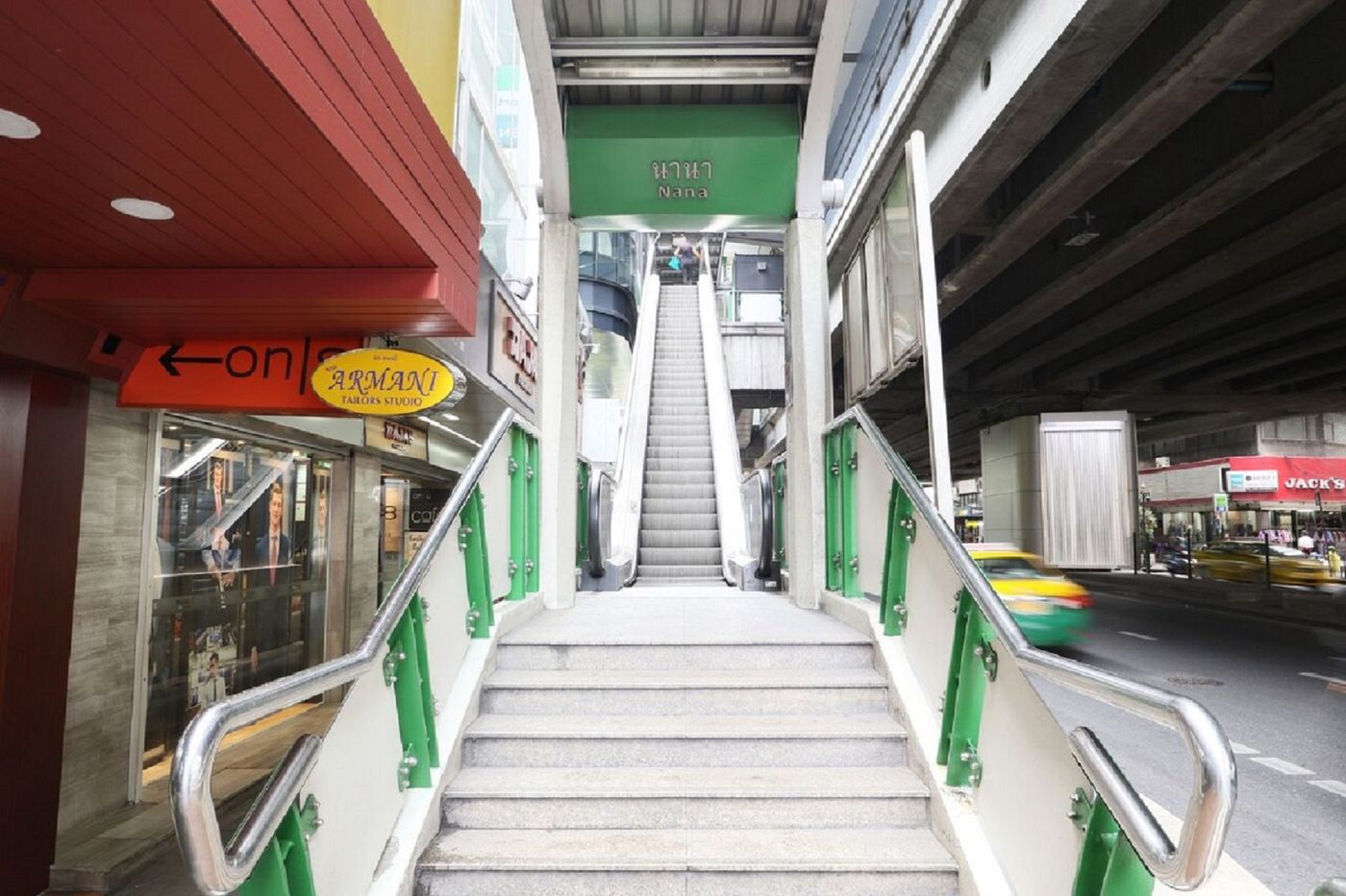 On8-Sukhumvit-by-Compass-Hospitality-General-view-3