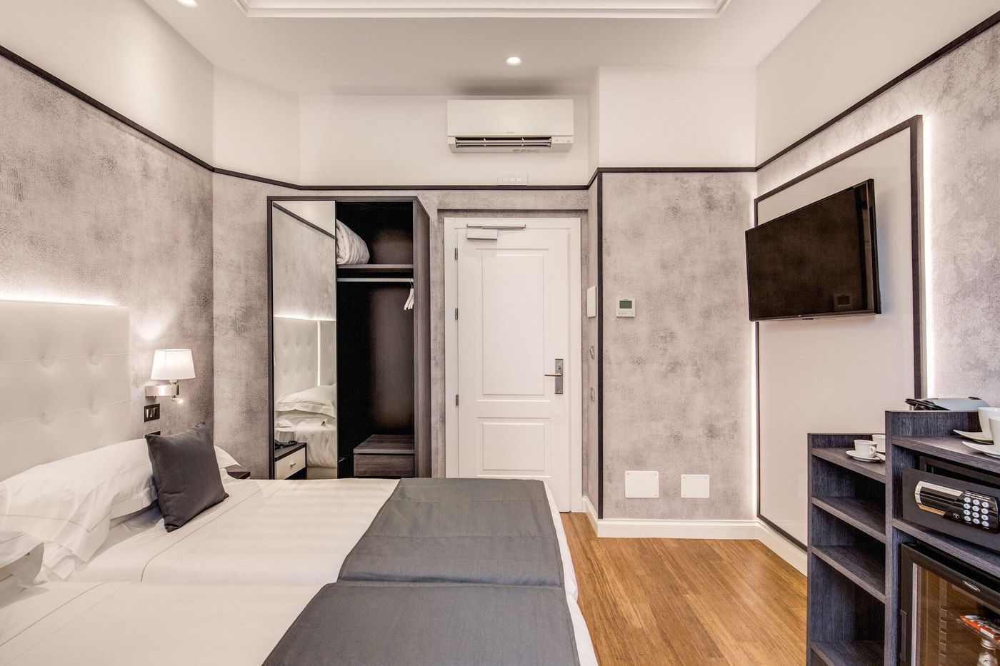 The-Liberty-Boutique-Hotel-Room-40