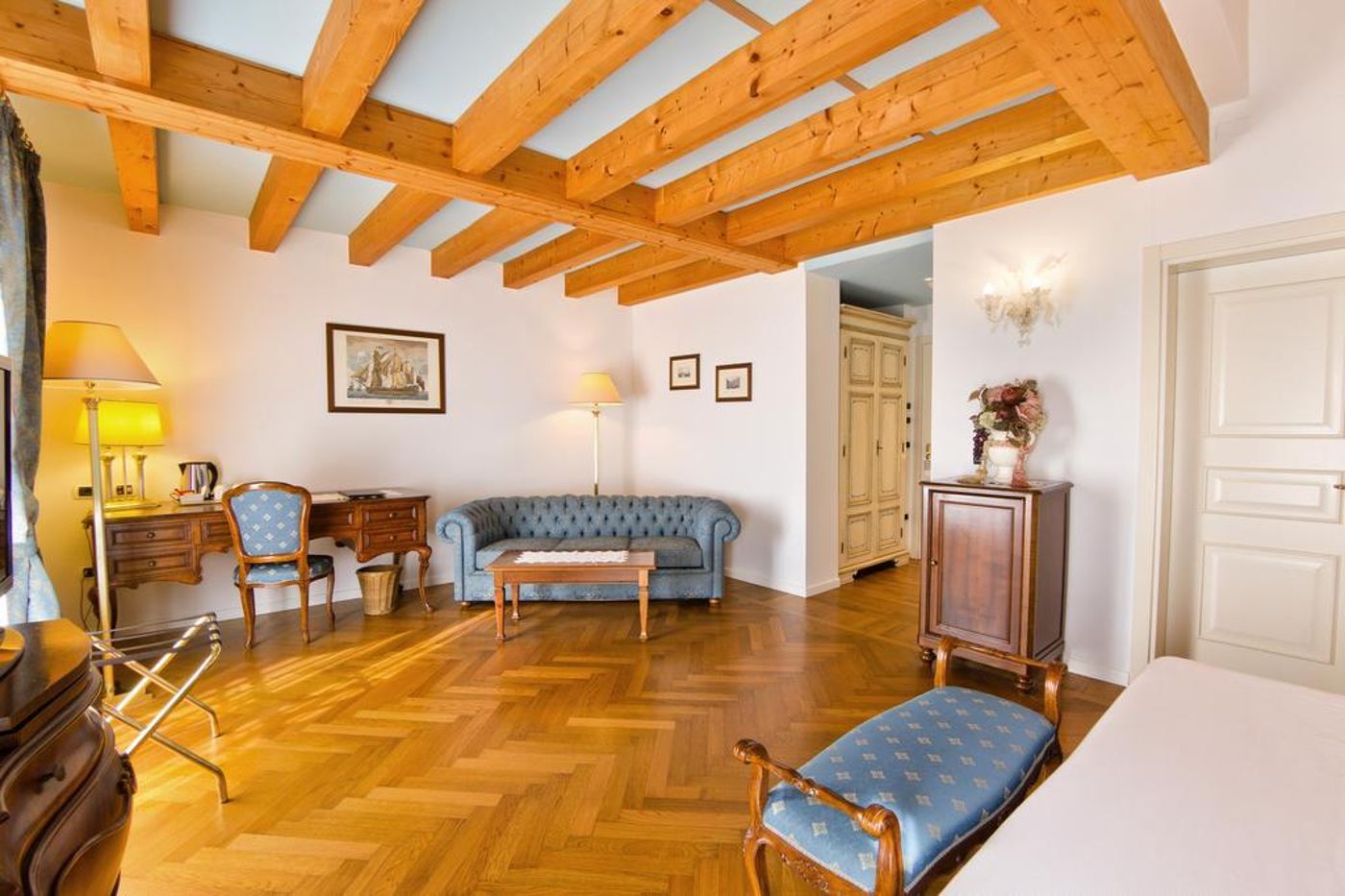 Borgo-ca--dei-Sospiri-General-view-3