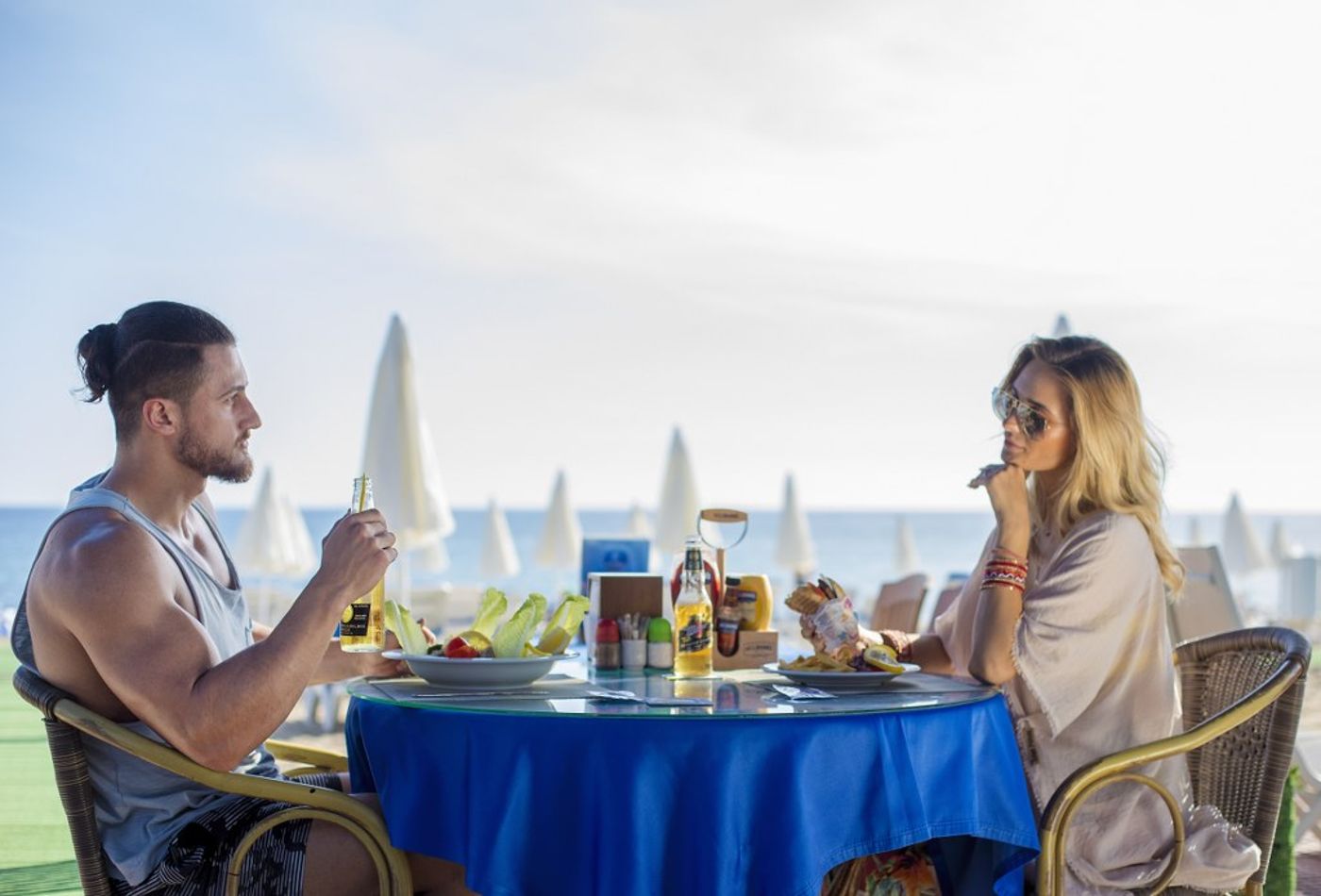 Big-Blue-Suite-Hotel-Beach-75