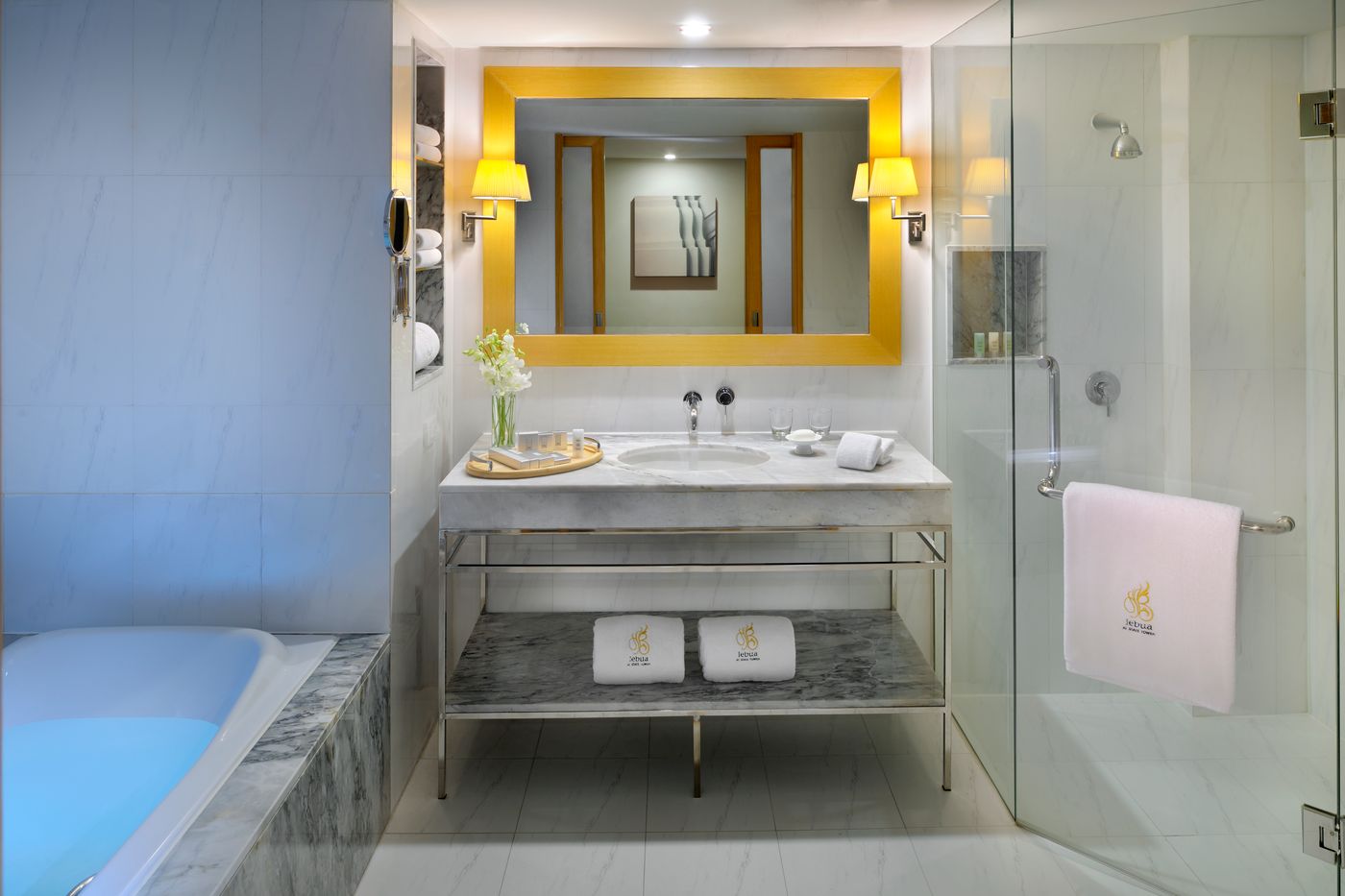 Lebua-at-State-Tower-Room-41