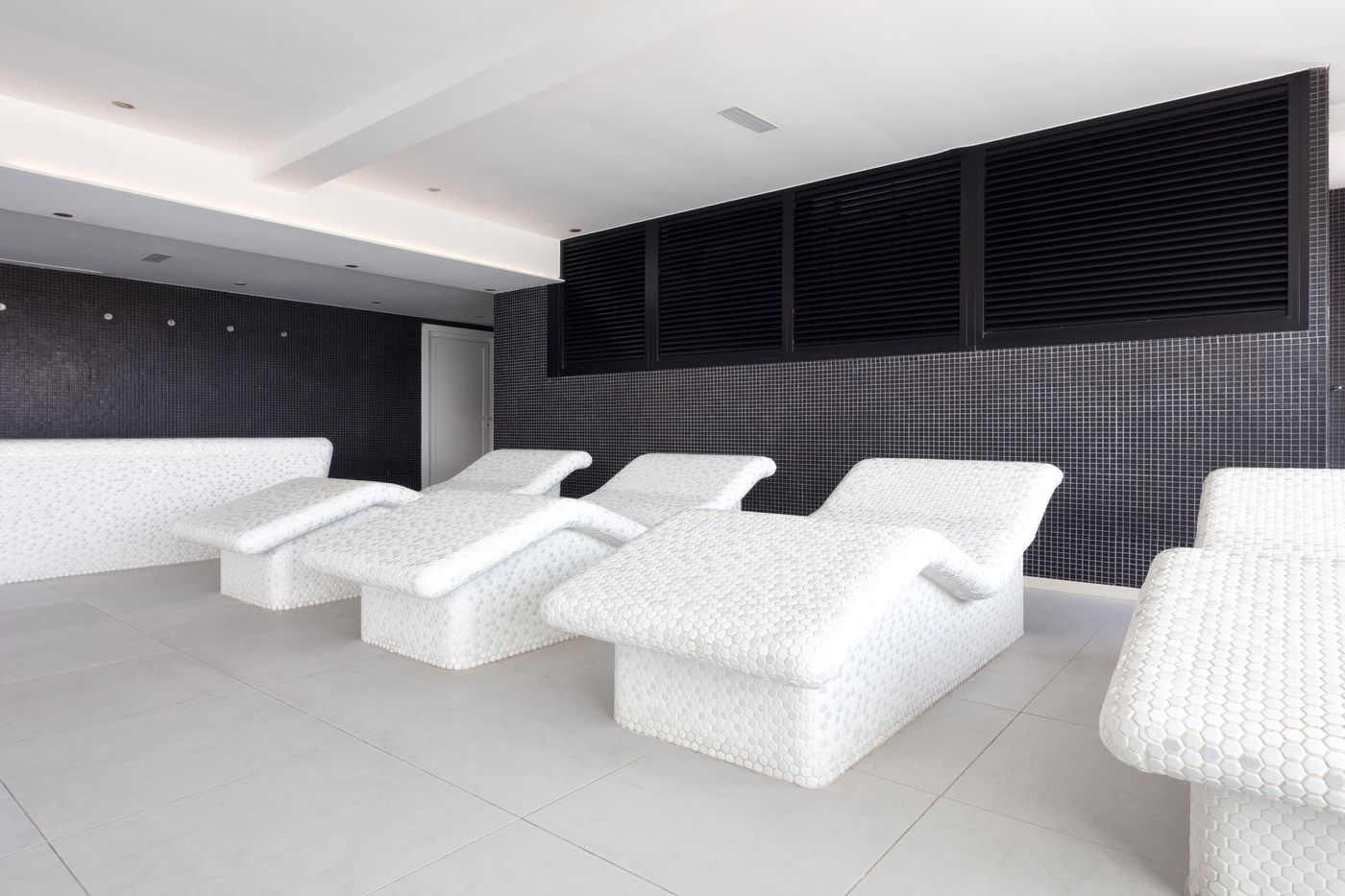 El-Puerto-Ibiza-Hotel---Spa-Sports-and-Entertainment-73