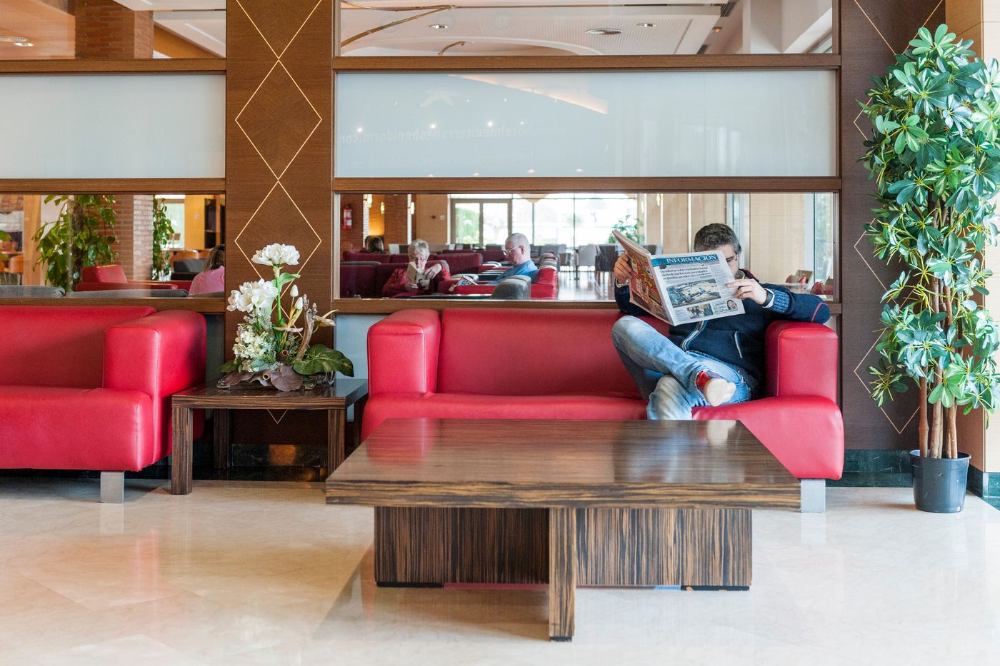 Mediterraneo-Benidorm-Hotel-Lobby-62