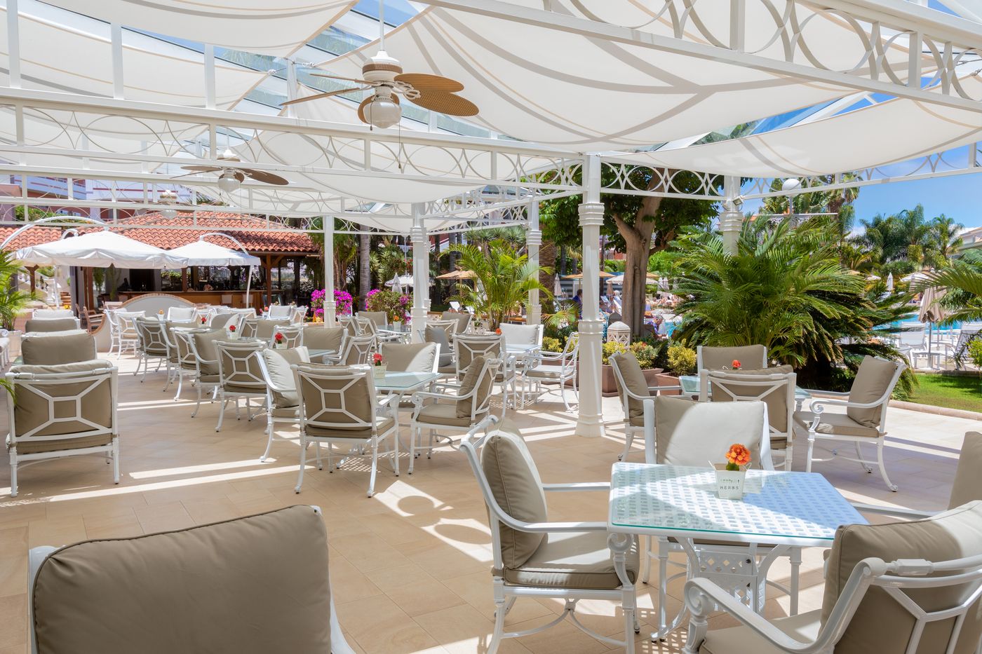 Riu-Garoe-Terrace-11