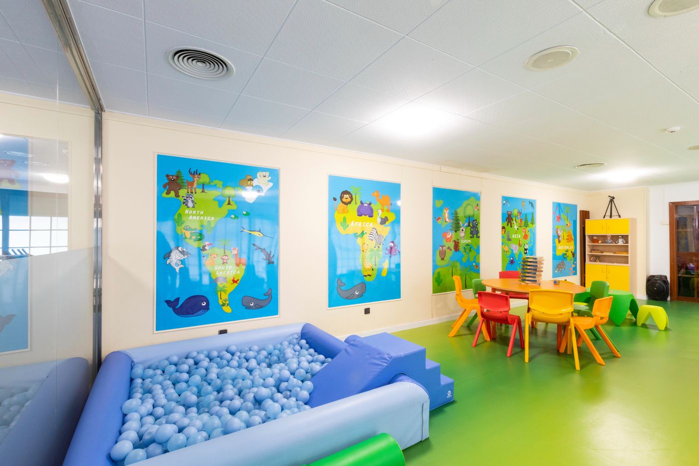 Miami-Park-Aparthotel-Sports-and-Entertainment-44