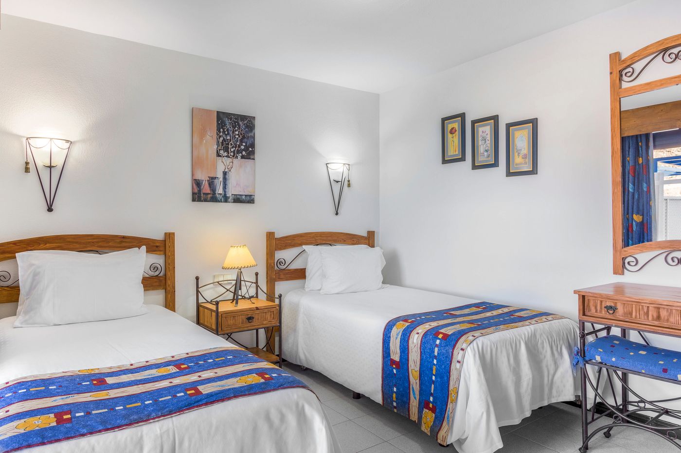 Club-Cala-Blanca-Room-15