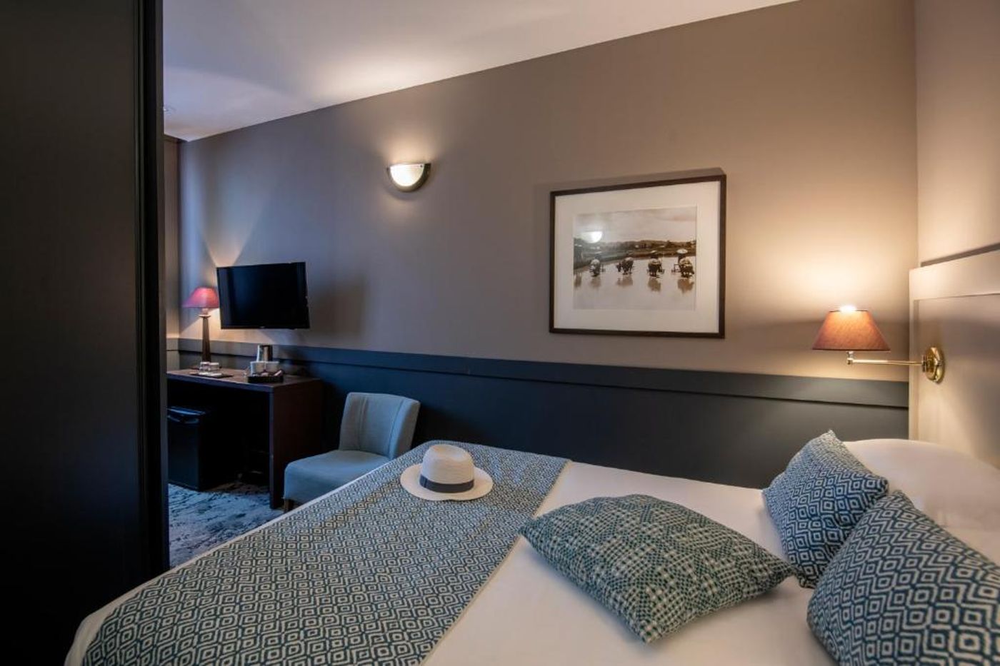 Best-Western-Plus-Nice-Cosy-H----tel-Room-6