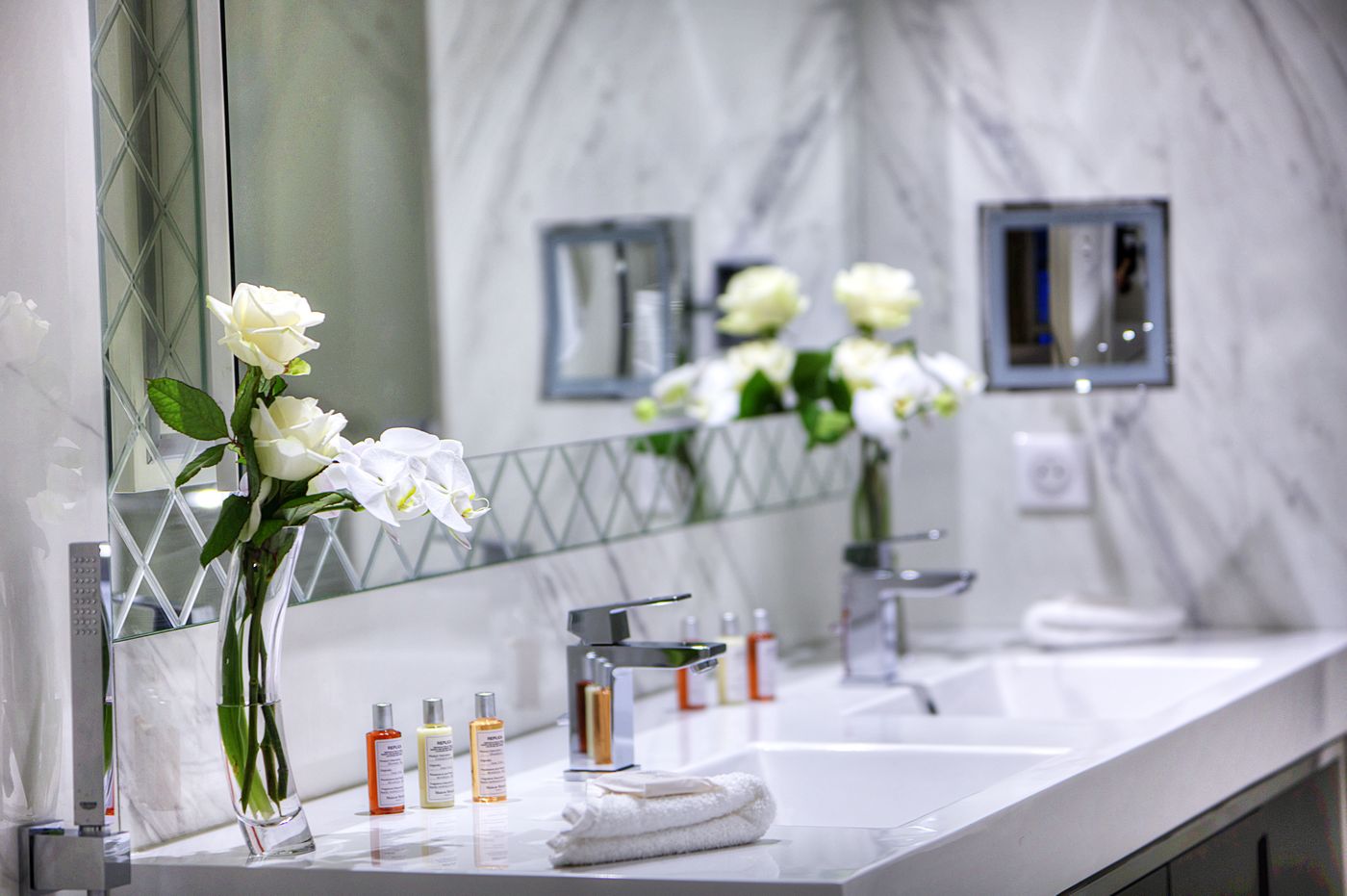 La-Villa-Haussmann-Paris-Room-29