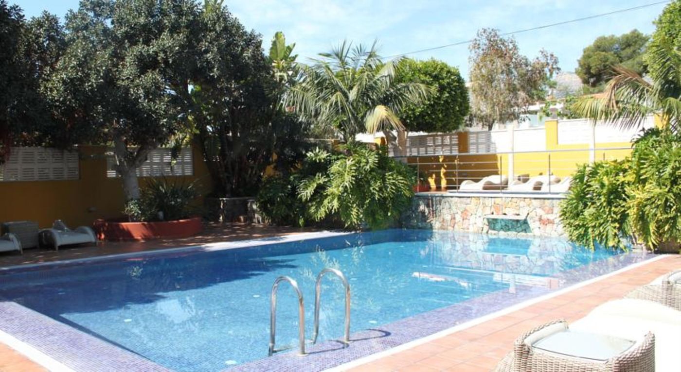 The-Cook-Book-Gastro-Boutique-Hotel---Spa-Pool-12