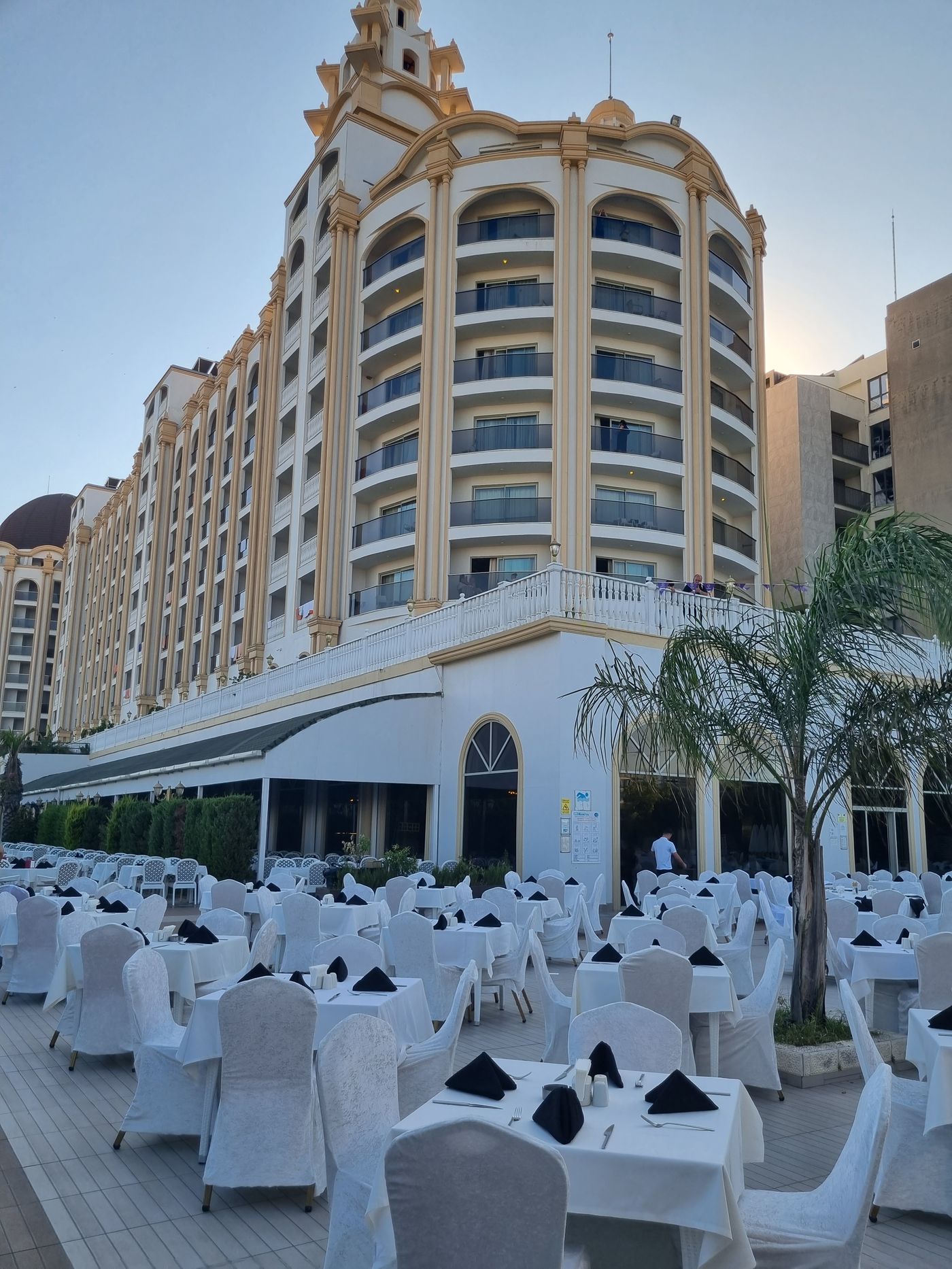 Jadore-Deluxe-Hotel---Spa-Restaurant-11