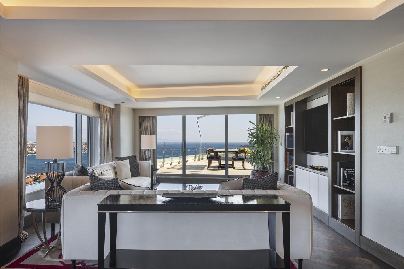 Conrad-Istanbul-Bosphorus-Room-64