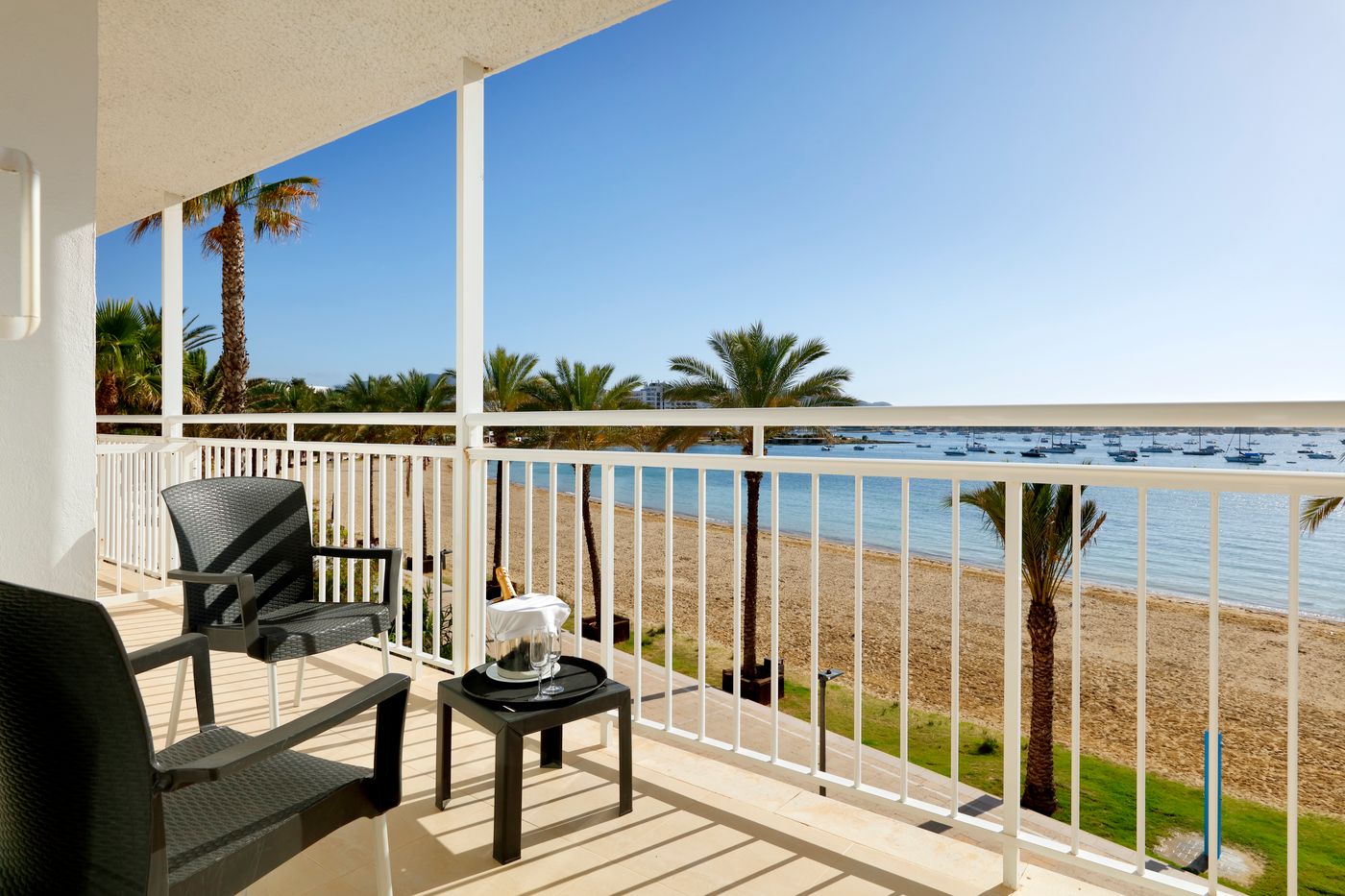 Palladium-Hotel-Palmyra-Room-46