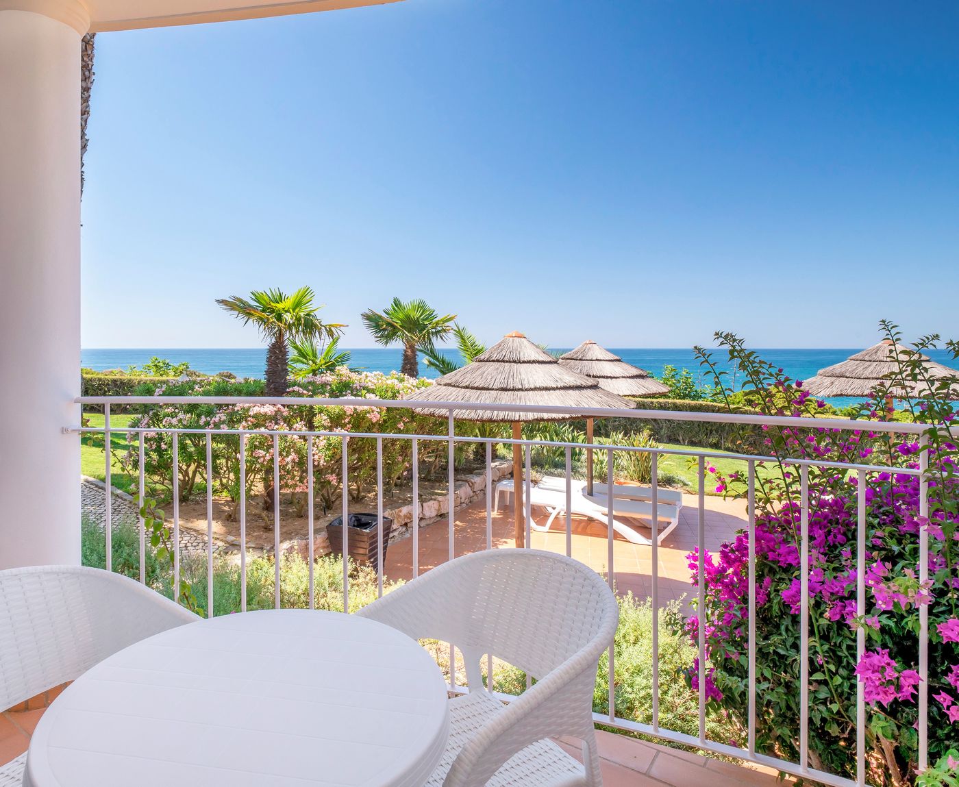 Clube-Porto-Mos-Room-84