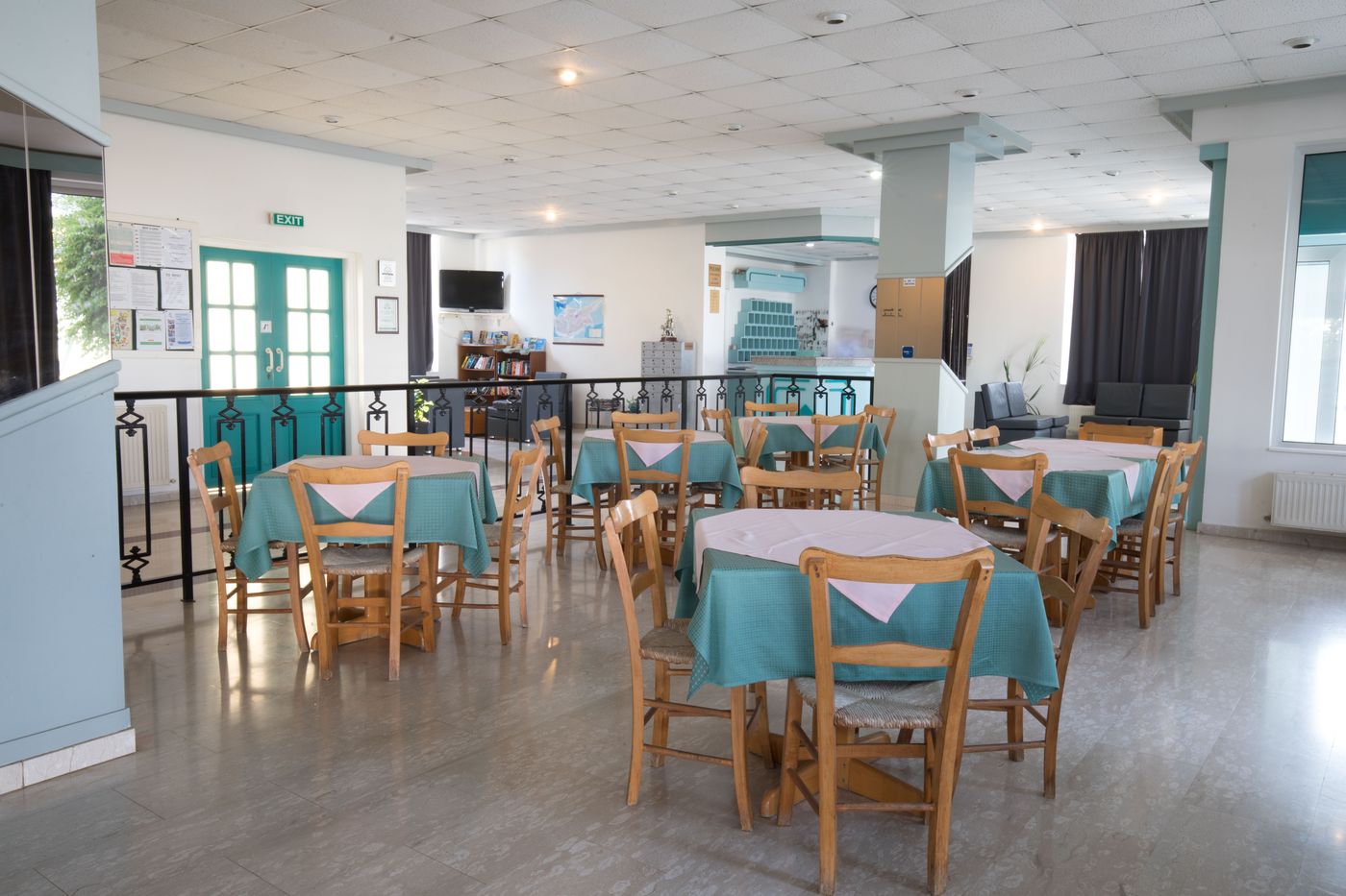 Debbie-Xenia-Restaurant-20