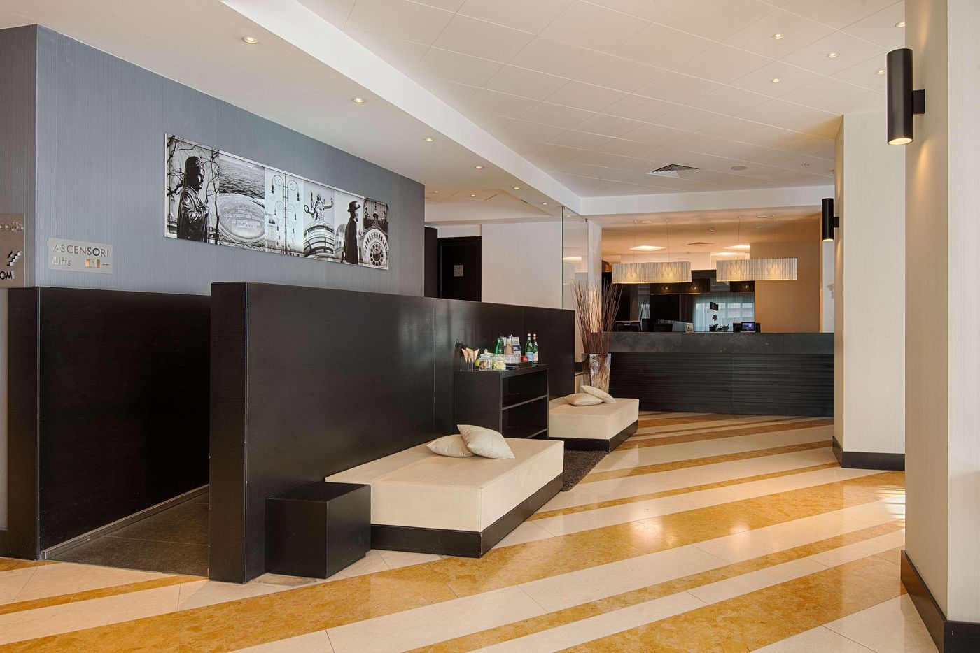 NH Trieste-Italy-TRIESTE-Lobby-3