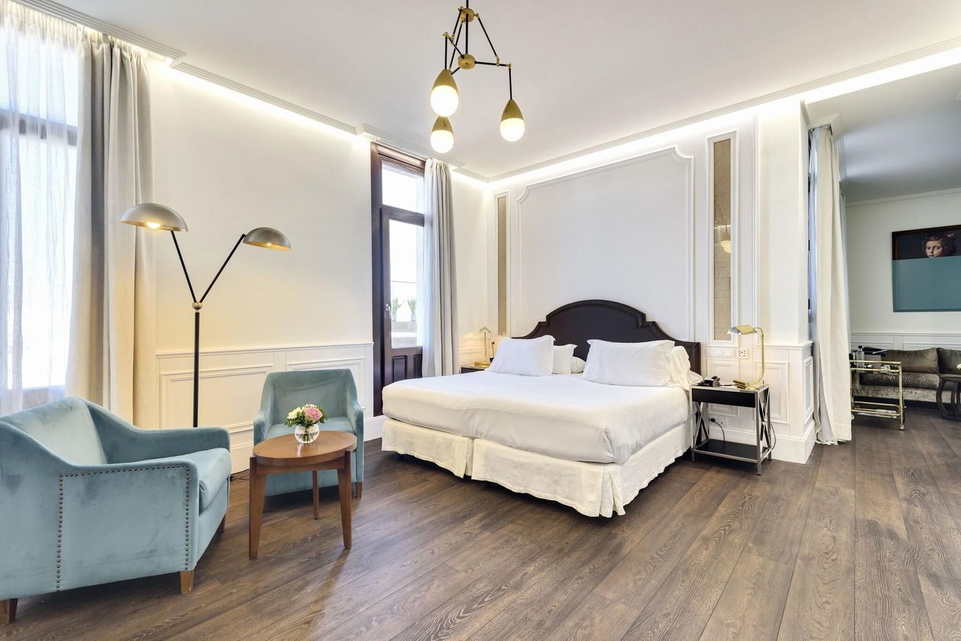 H10-Villa-de-la-Reina-Room-24