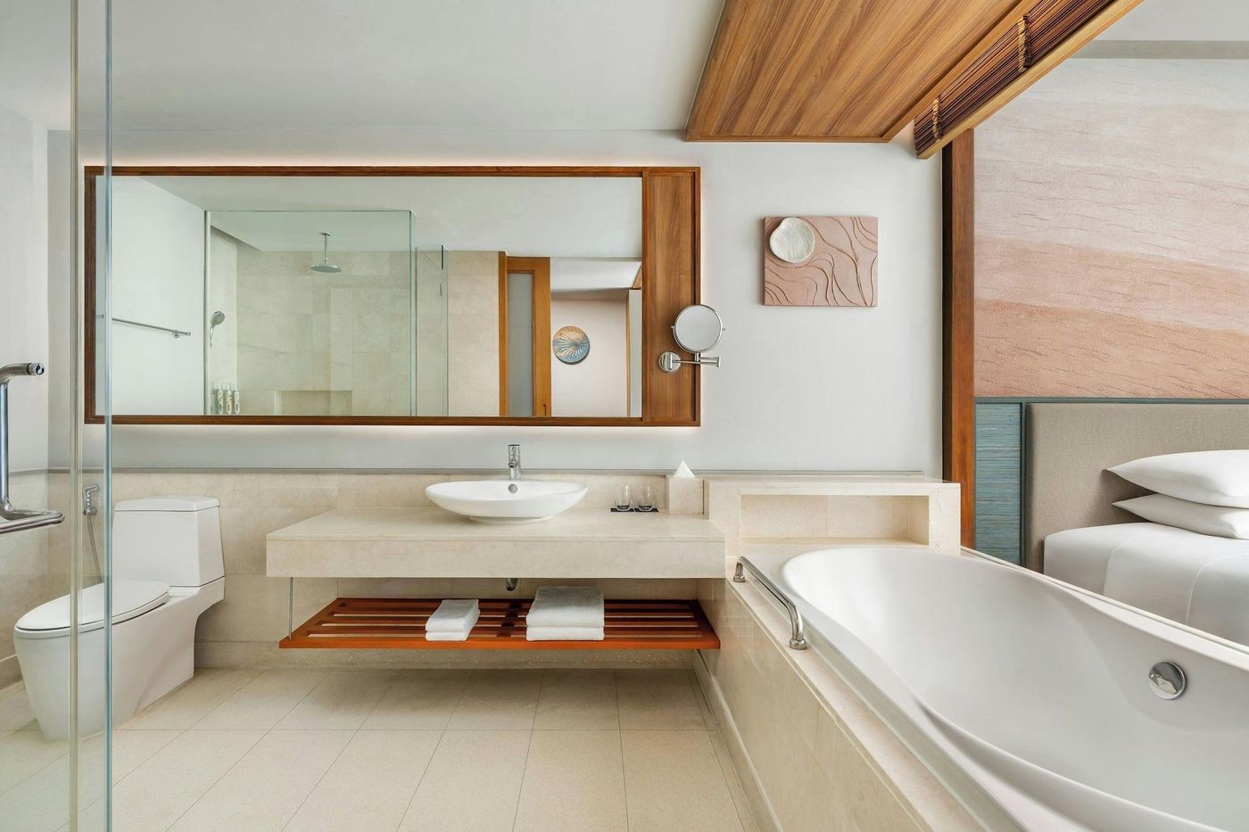 Renaissance-Phuket-Resort---Spa-Room-51