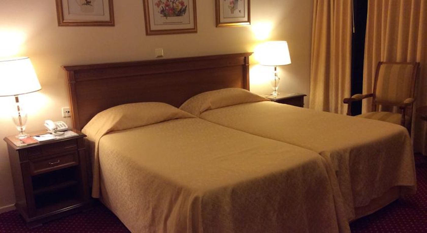 Cavalieri Traditional